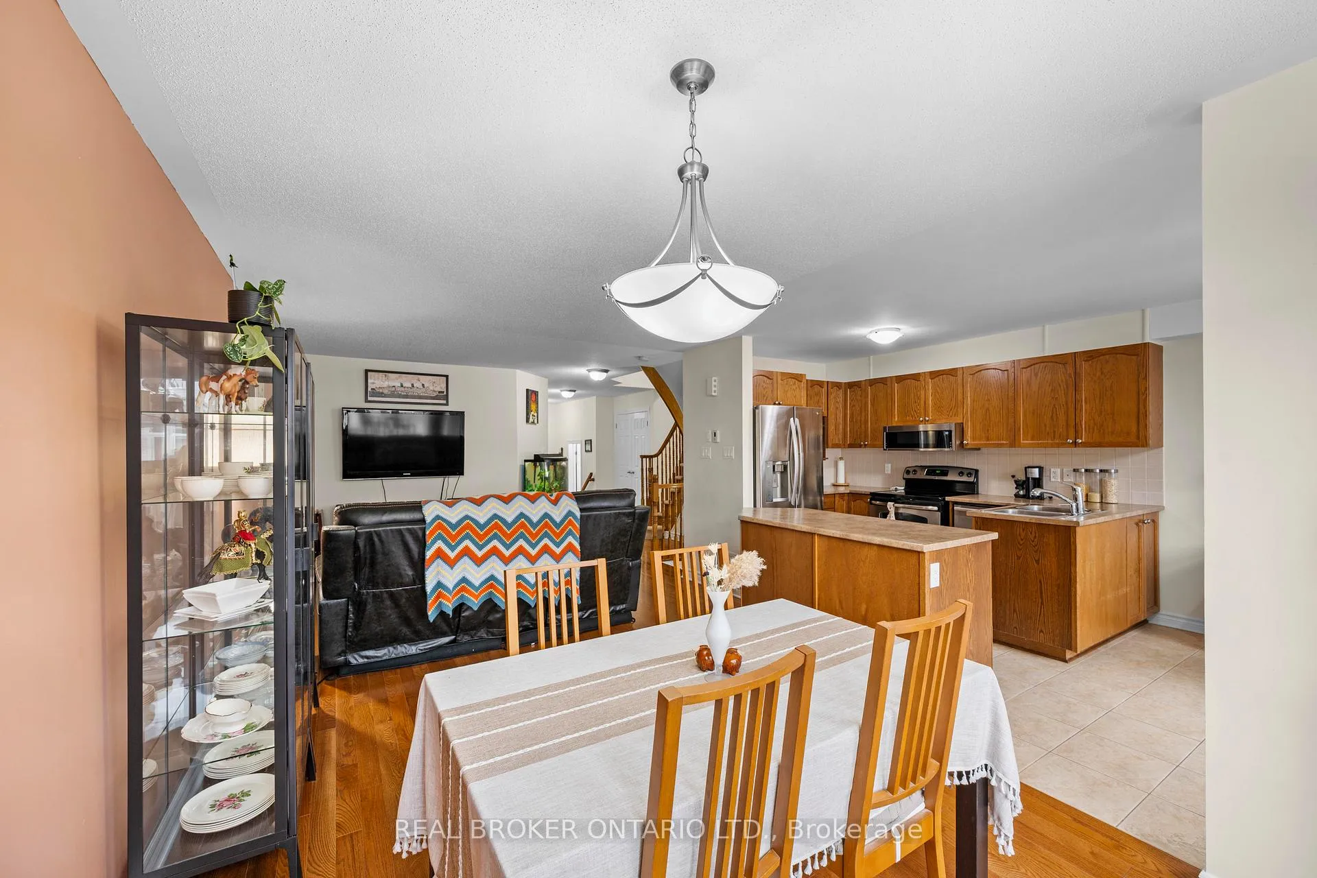 Photo 19 of 716 Whaley Ridge, Ottawa, Avalon East — HOMEH