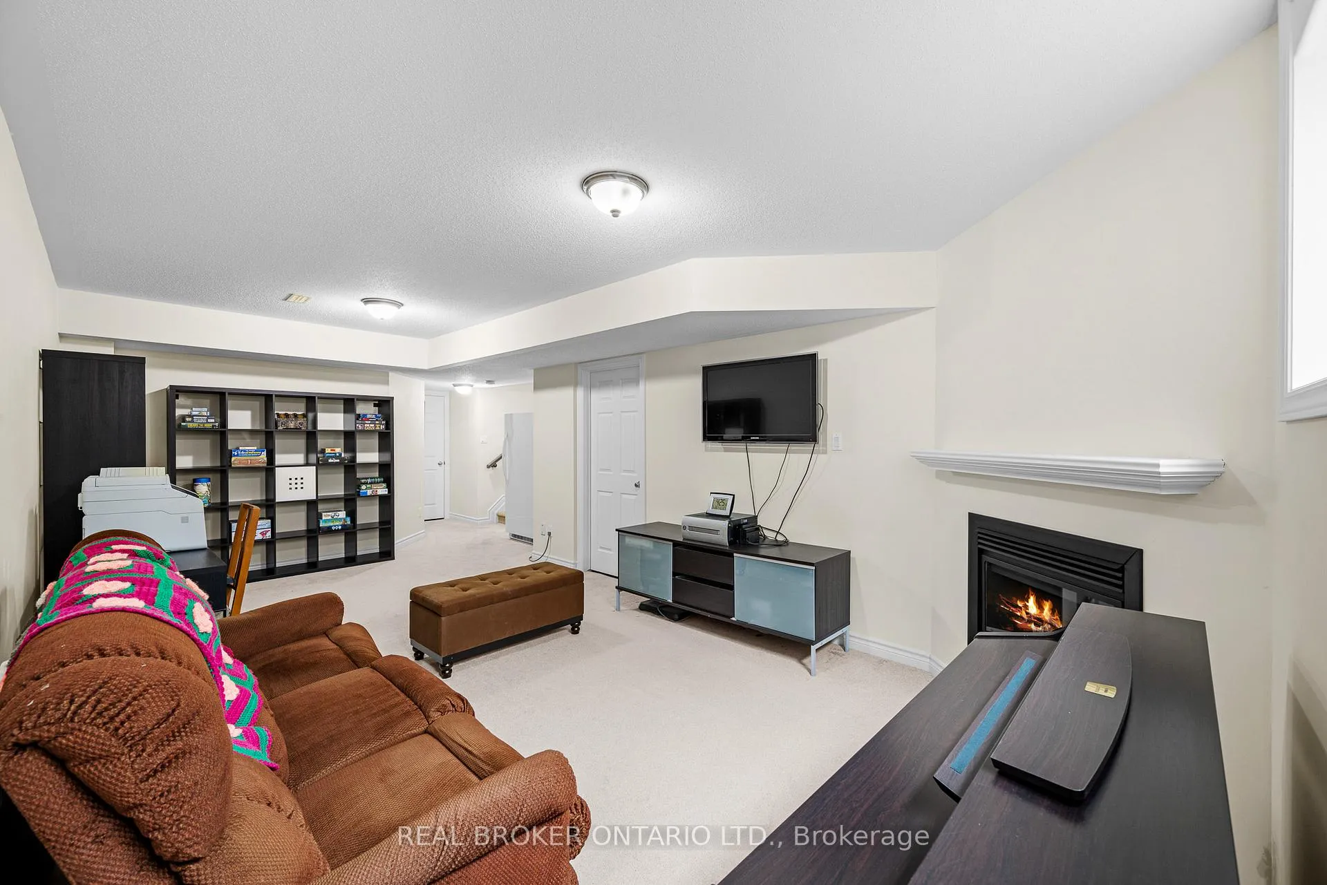 Photo 39 of 716 Whaley Ridge, Ottawa, Avalon East — HOMEH