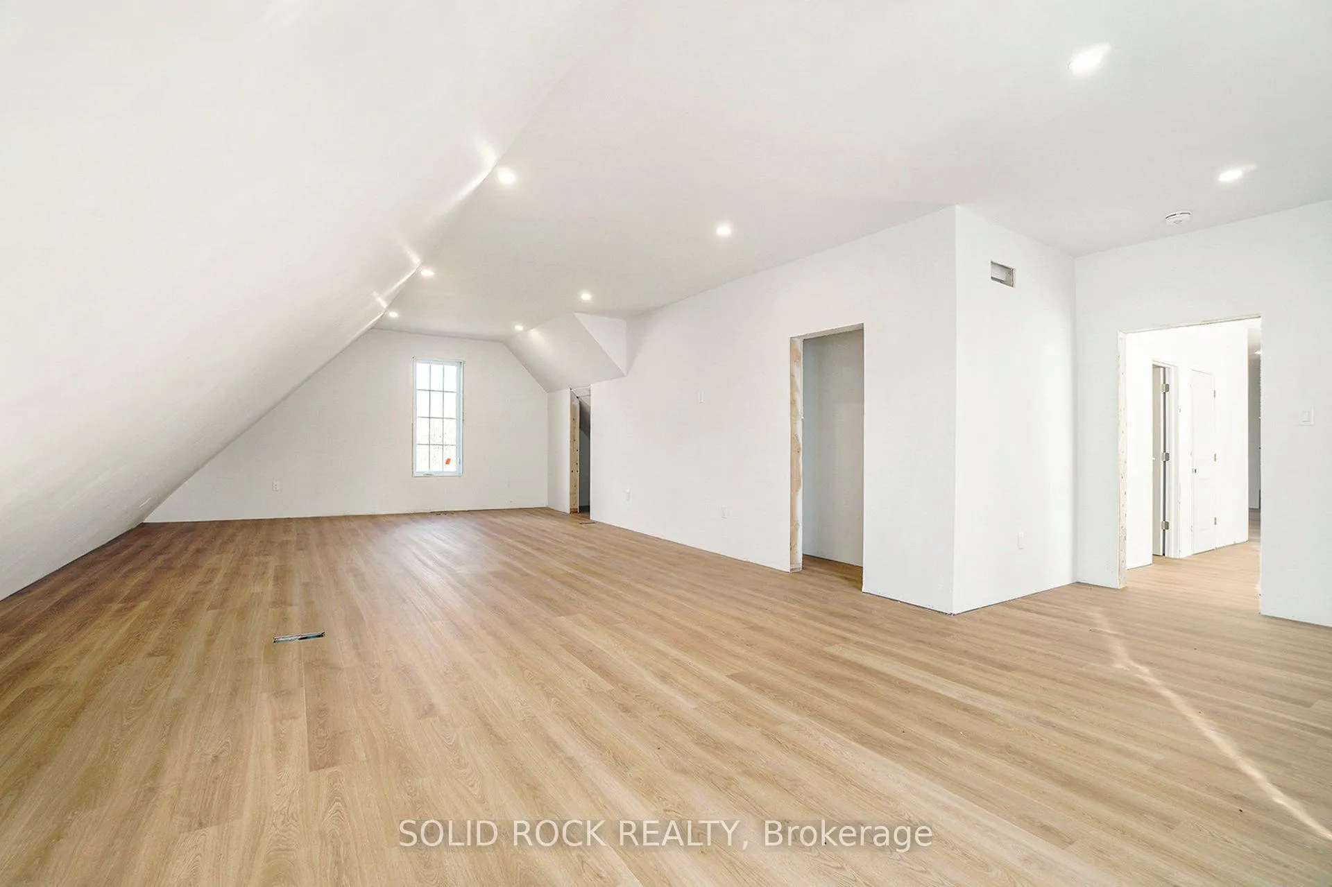 Photo 31 of 9248 Smith Road, Edwardsburgh/Cardinal, Edwardsburgh/Cardinal Twp — HOMEH