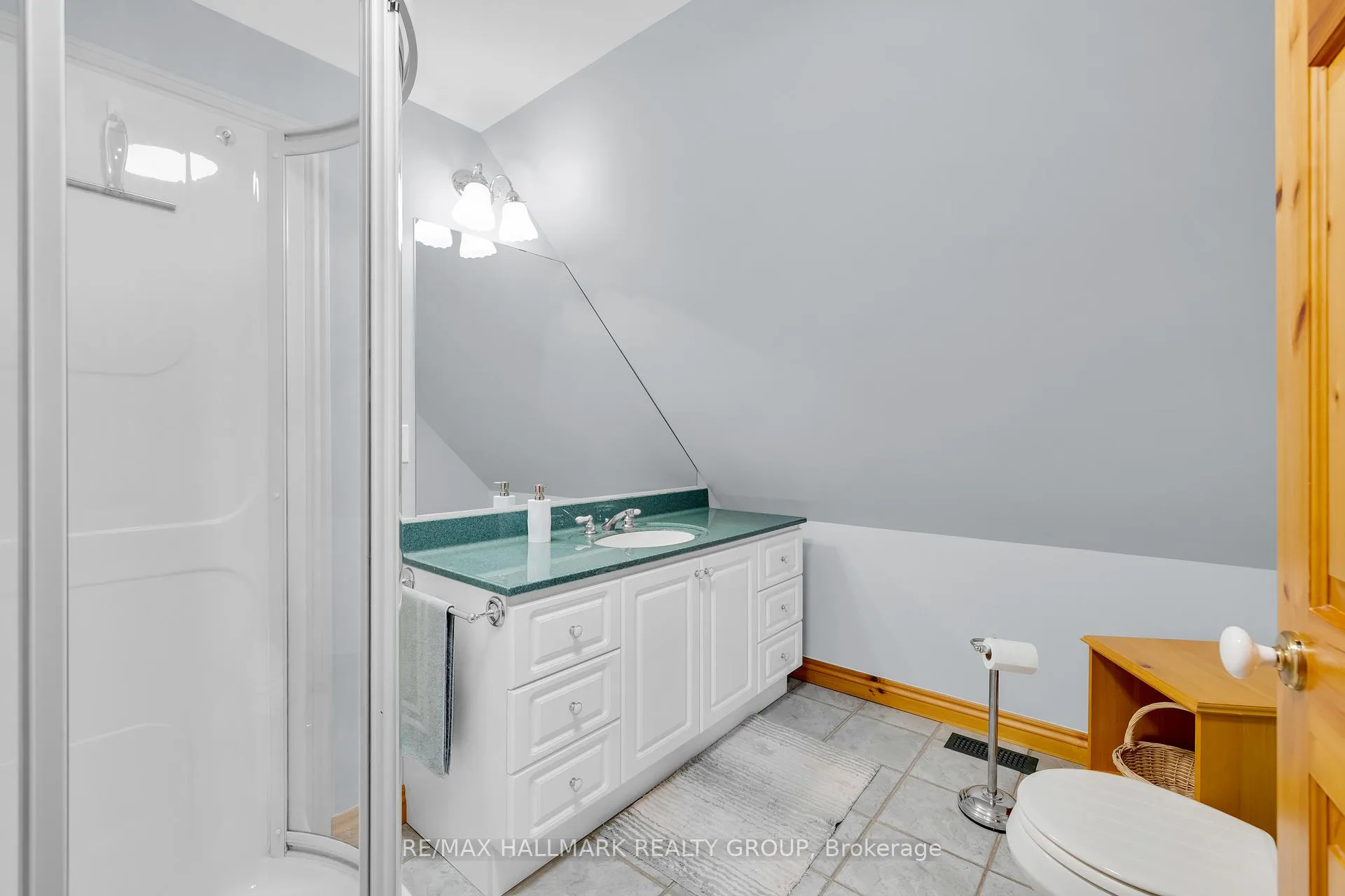 Photo 23 of 109 Crofters Grove, Ottawa, Dunrobin — HOMEH