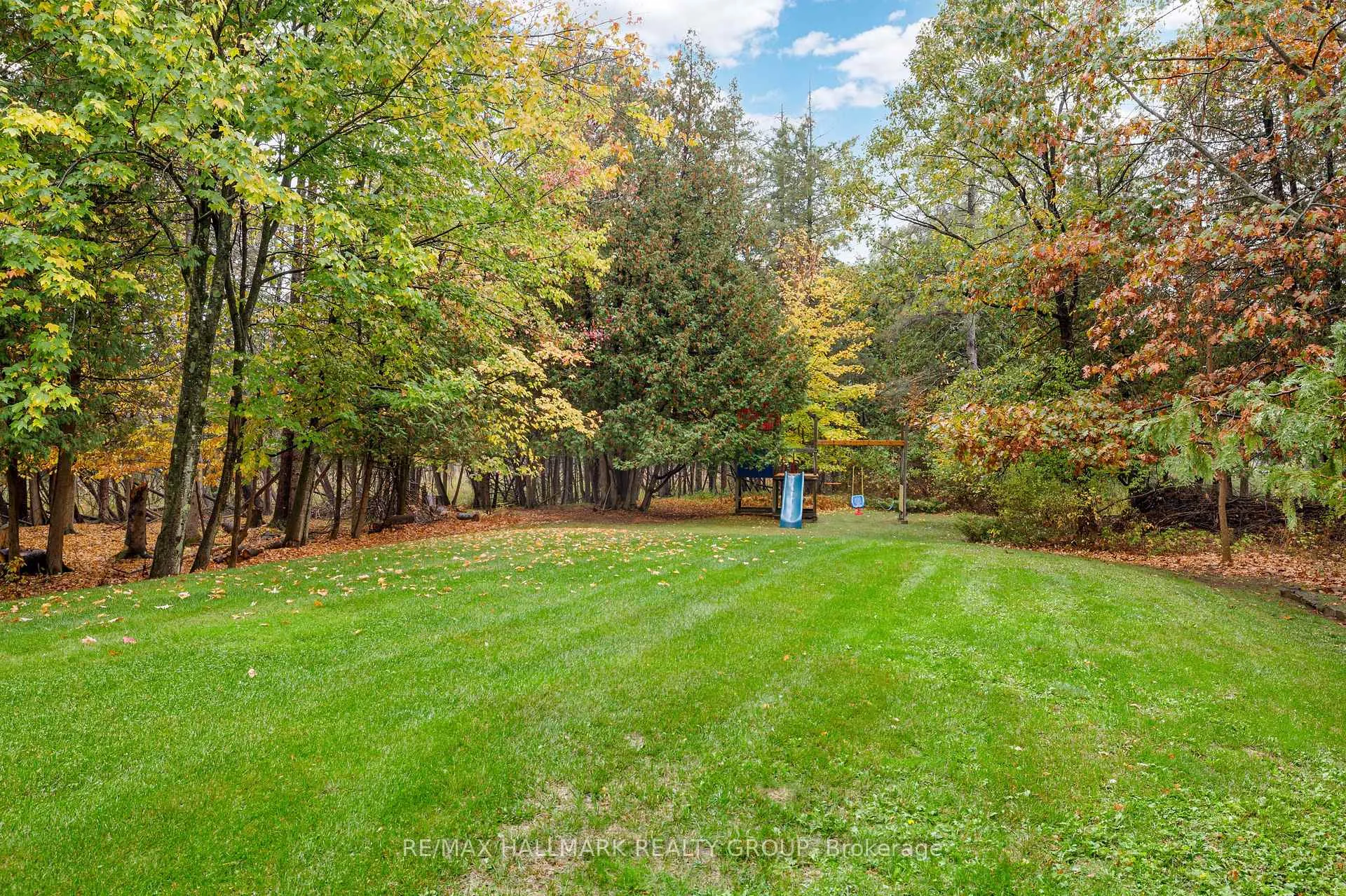 Photo 50 of 109 Crofters Grove, Ottawa, Dunrobin — HOMEH