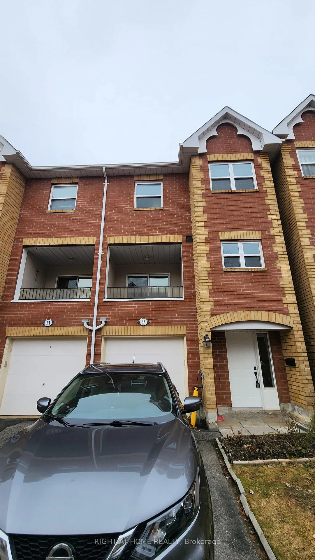Photo 1 of 9 Maple Park Way, Markham, Milliken Mills West — HOMEH