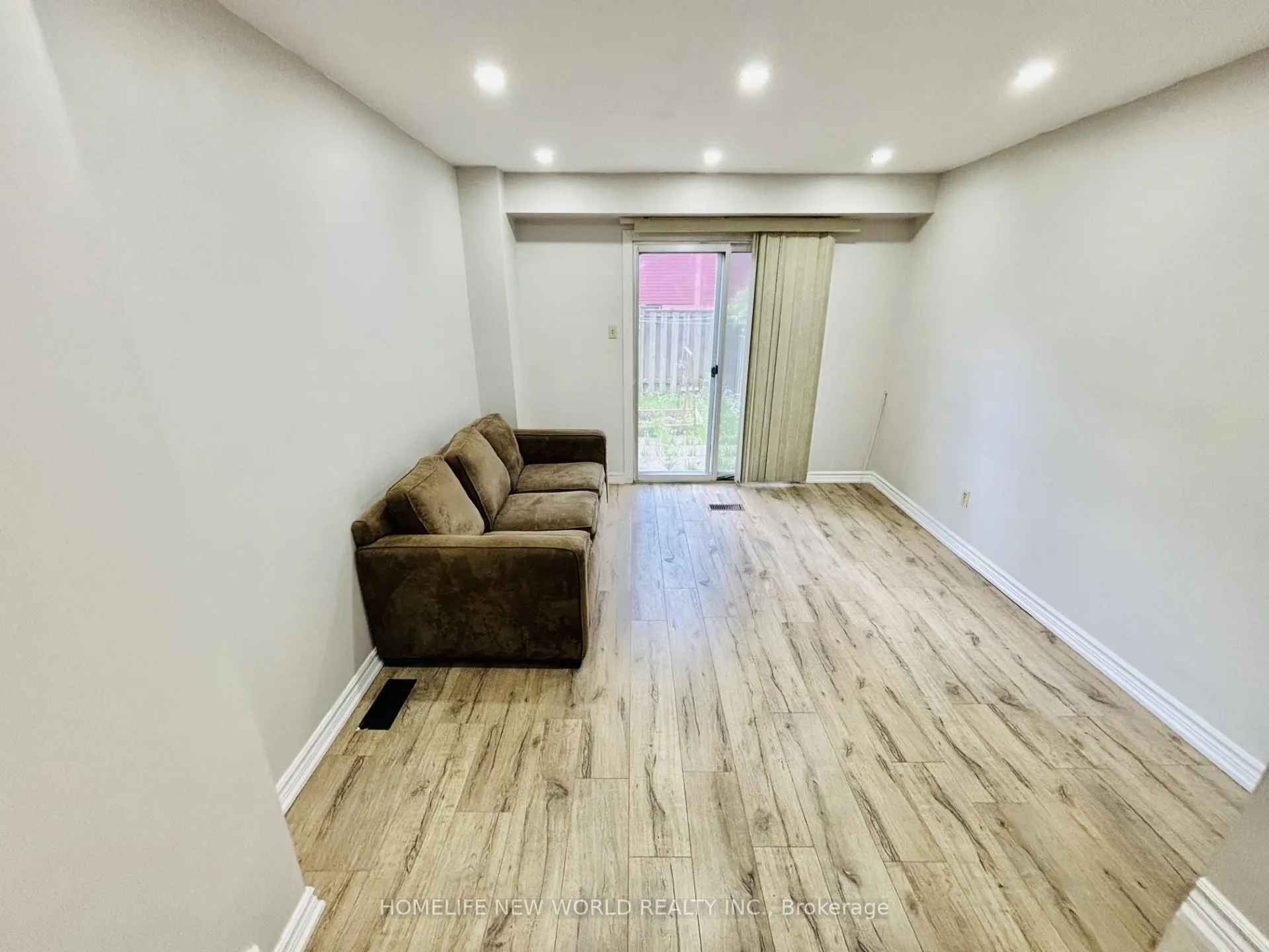 Photo 3 of Unit 206, 275 Broadview Avenue, Toronto, South Riverdale — HOMEH