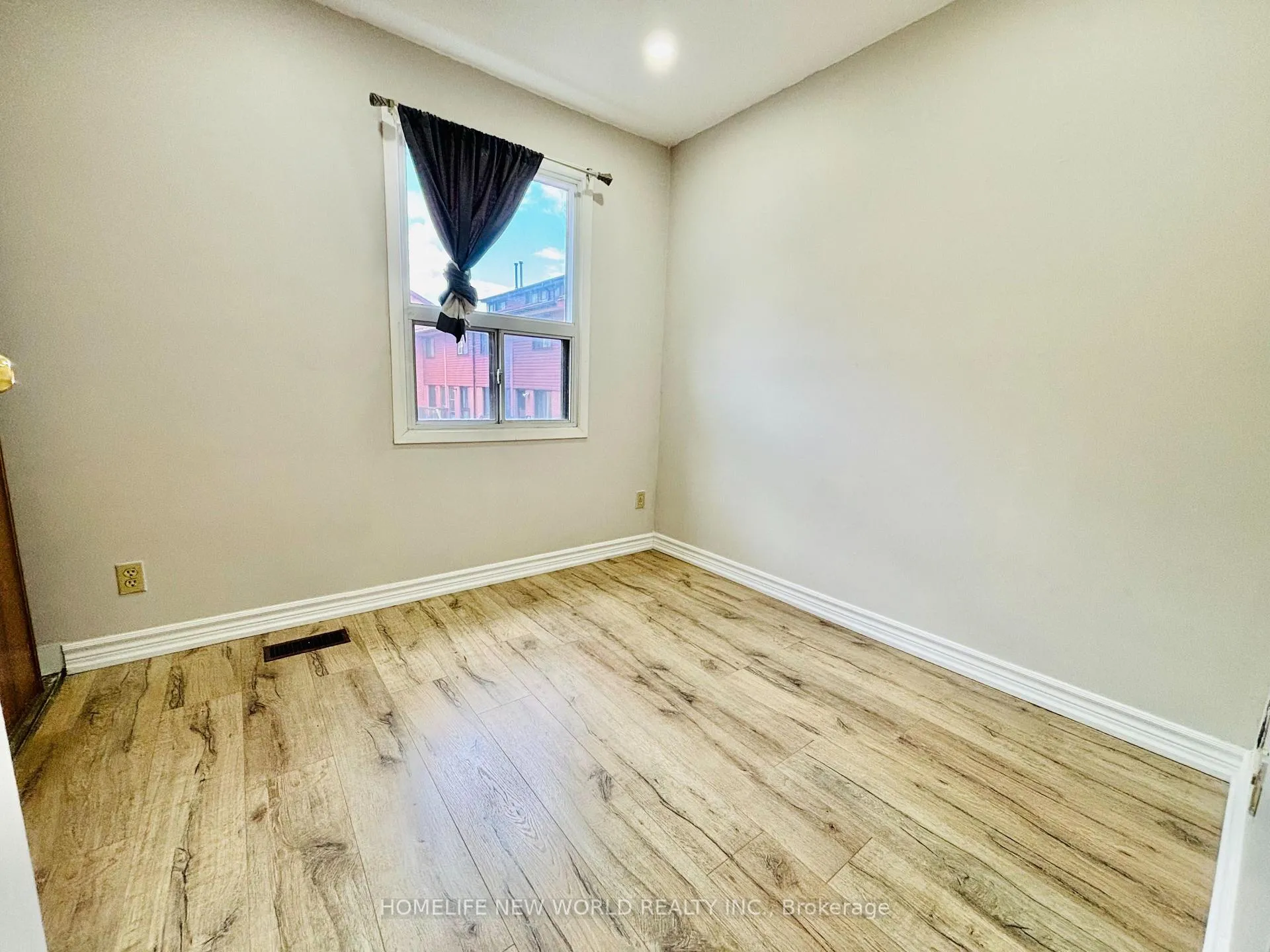 Photo 7 of Unit 206, 275 Broadview Avenue, Toronto, South Riverdale — HOMEH