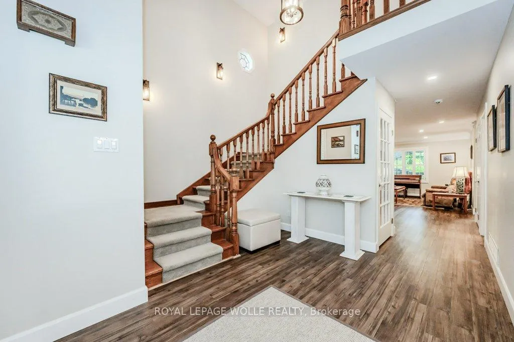 Photo 4 of 219 Corrie Crescent, Waterloo — HOMEH
