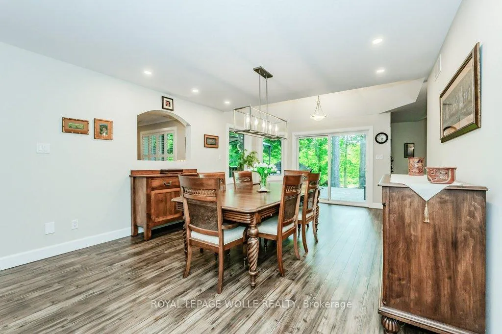 Photo 7 of 219 Corrie Crescent, Waterloo — HOMEH
