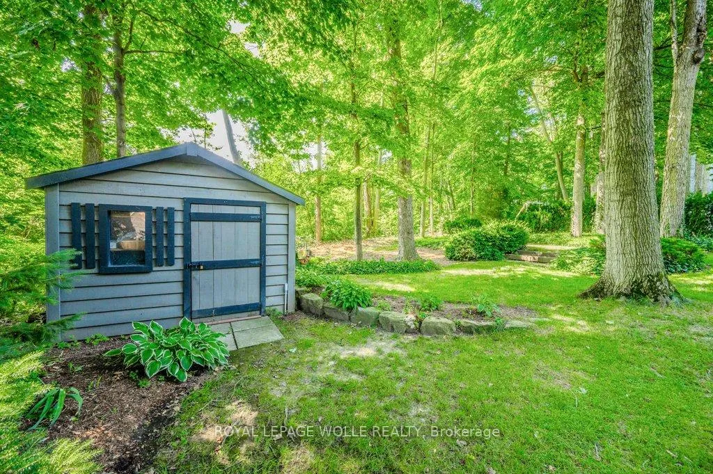 Photo 43 of 219 Corrie Crescent, Waterloo — HOMEH