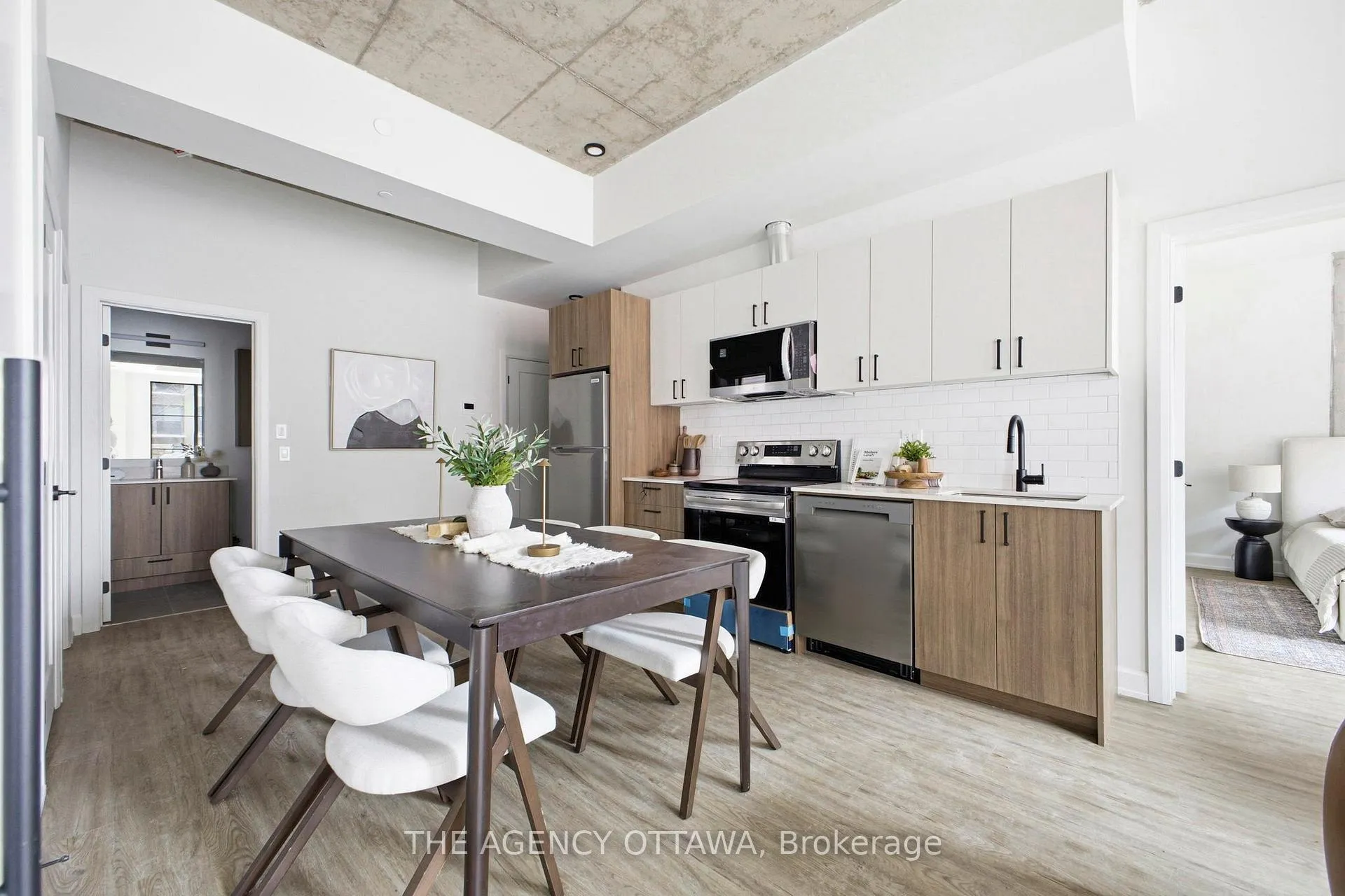 Photo 4 of Unit 407, 56 Bayswater Avenue, Ottawa, Hintonburg — HOMEH