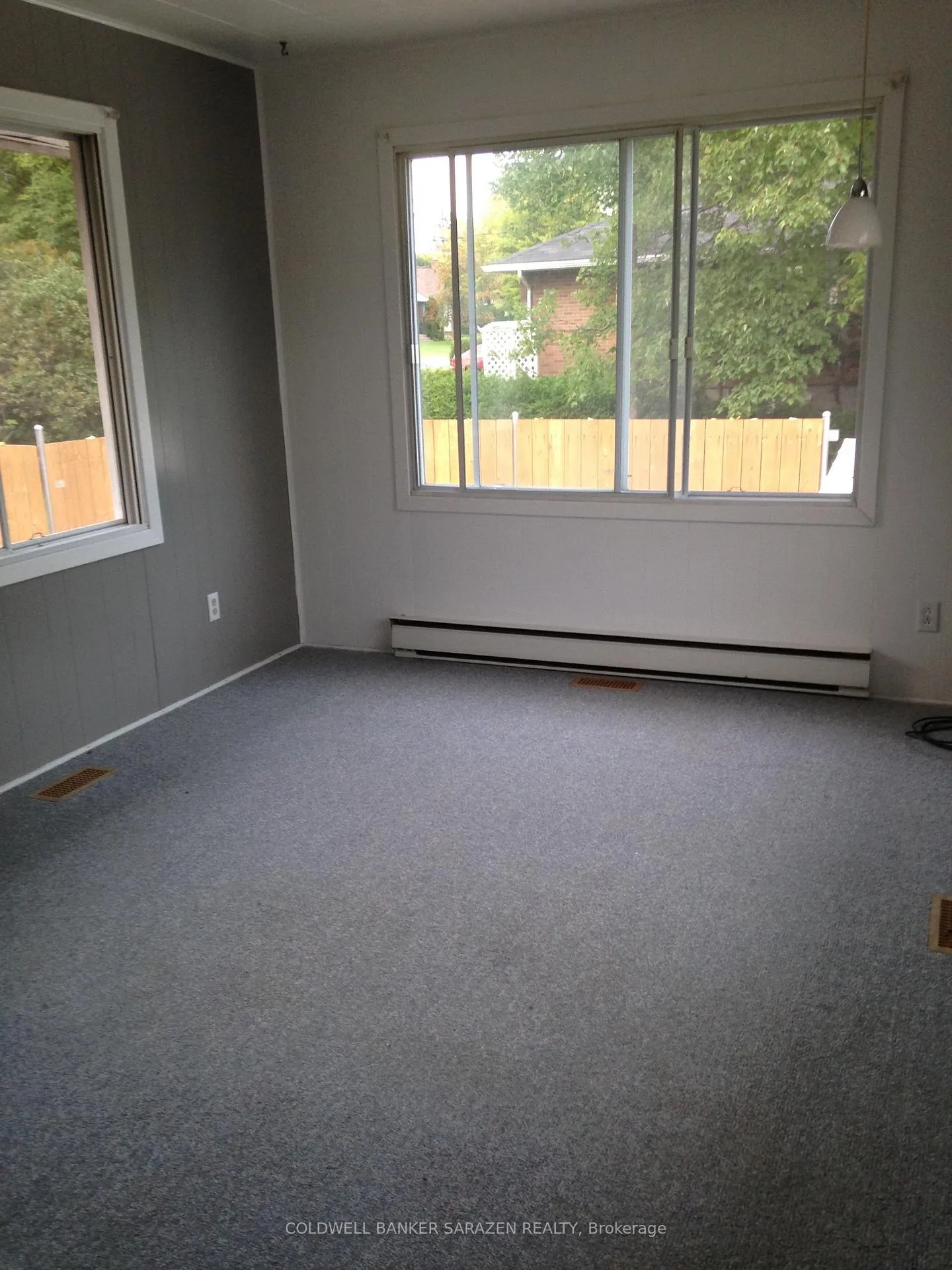 Photo 15 of 911 Blair Road, Ottawa, Cardinal Heights — HOMEH