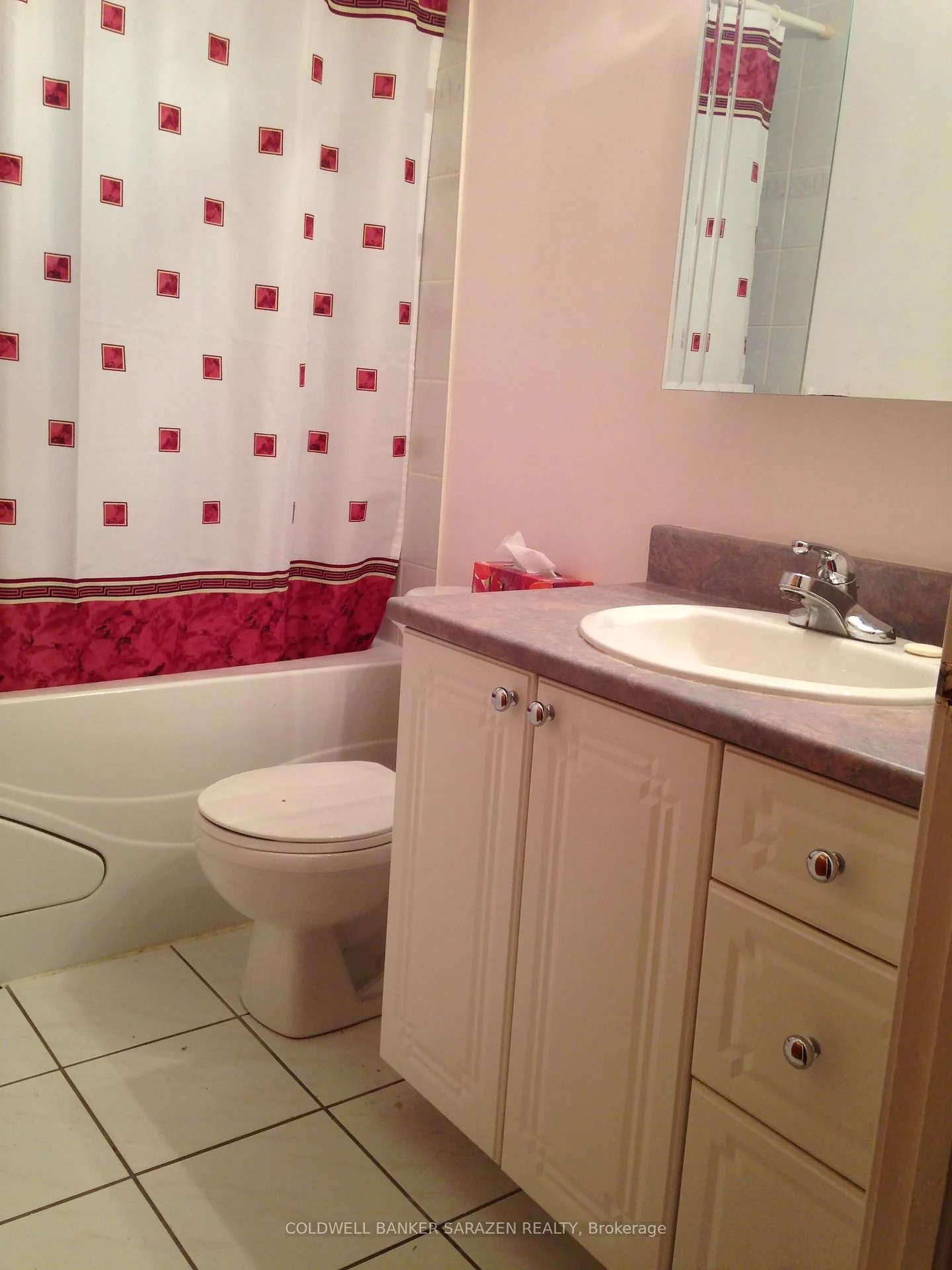 Photo 16 of 911 Blair Road, Ottawa, Cardinal Heights — HOMEH