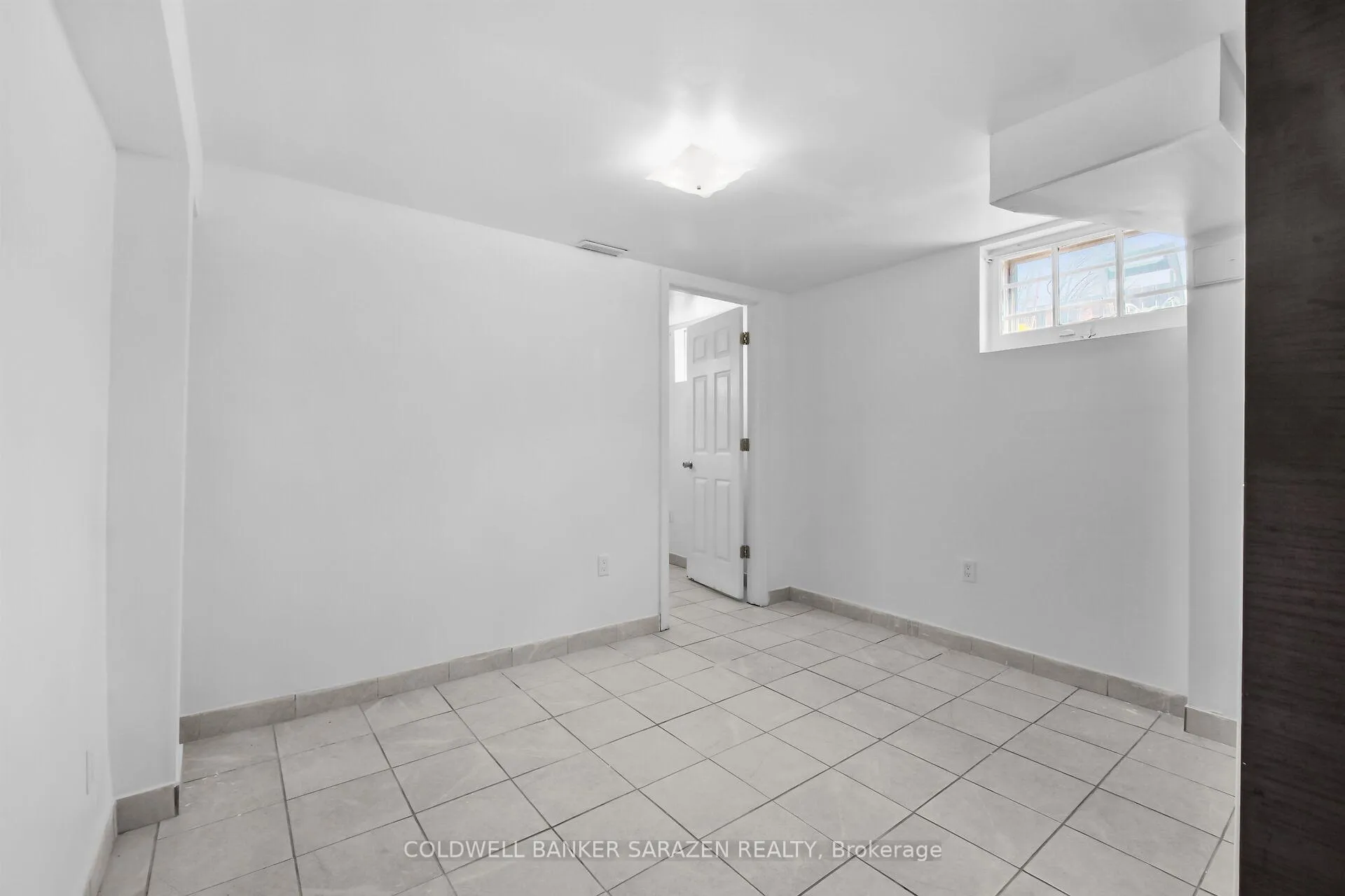 Photo 28 of 911 Blair Road, Ottawa, Cardinal Heights — HOMEH