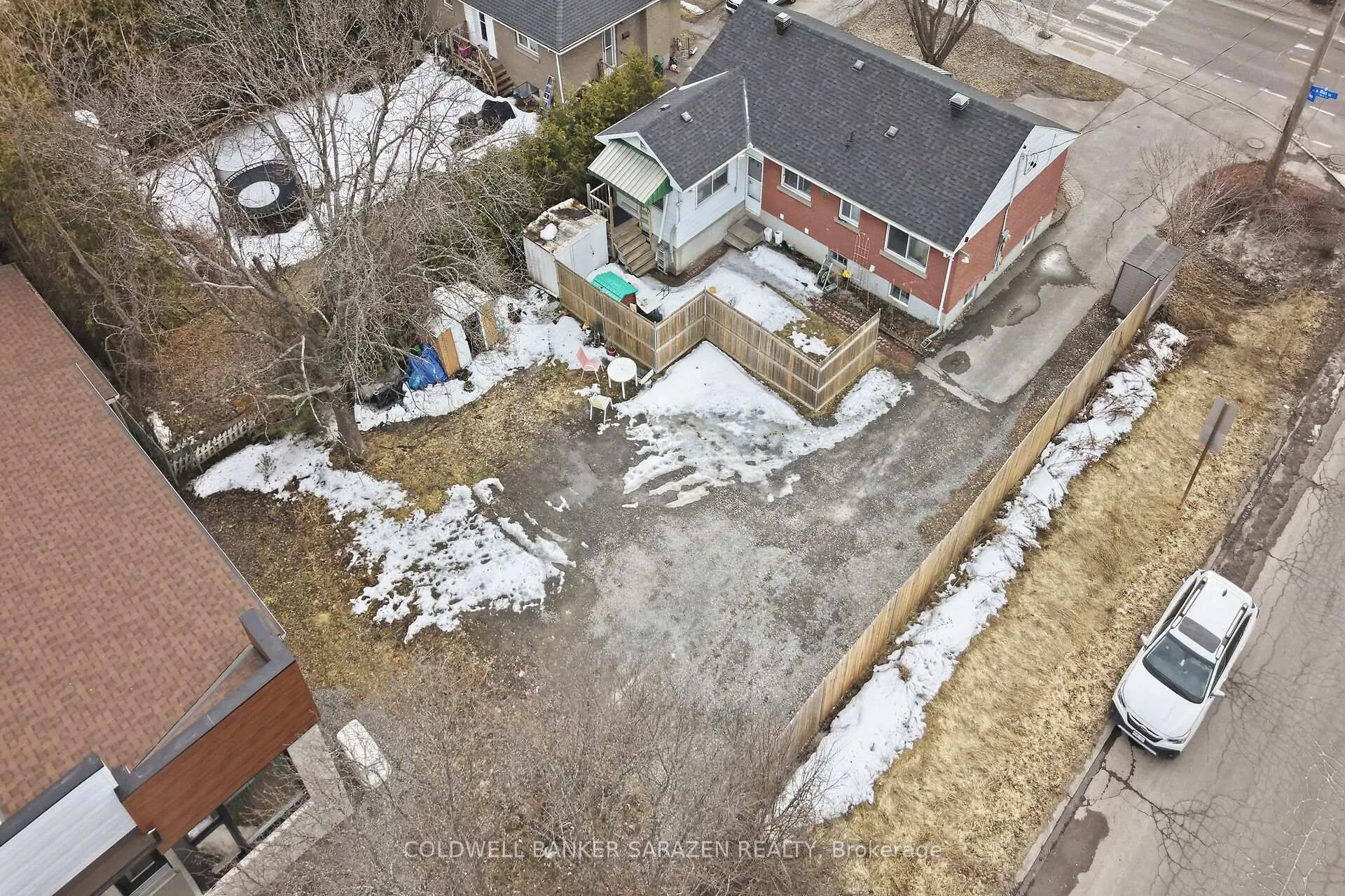 Photo 33 of 911 Blair Road, Ottawa, Cardinal Heights — HOMEH