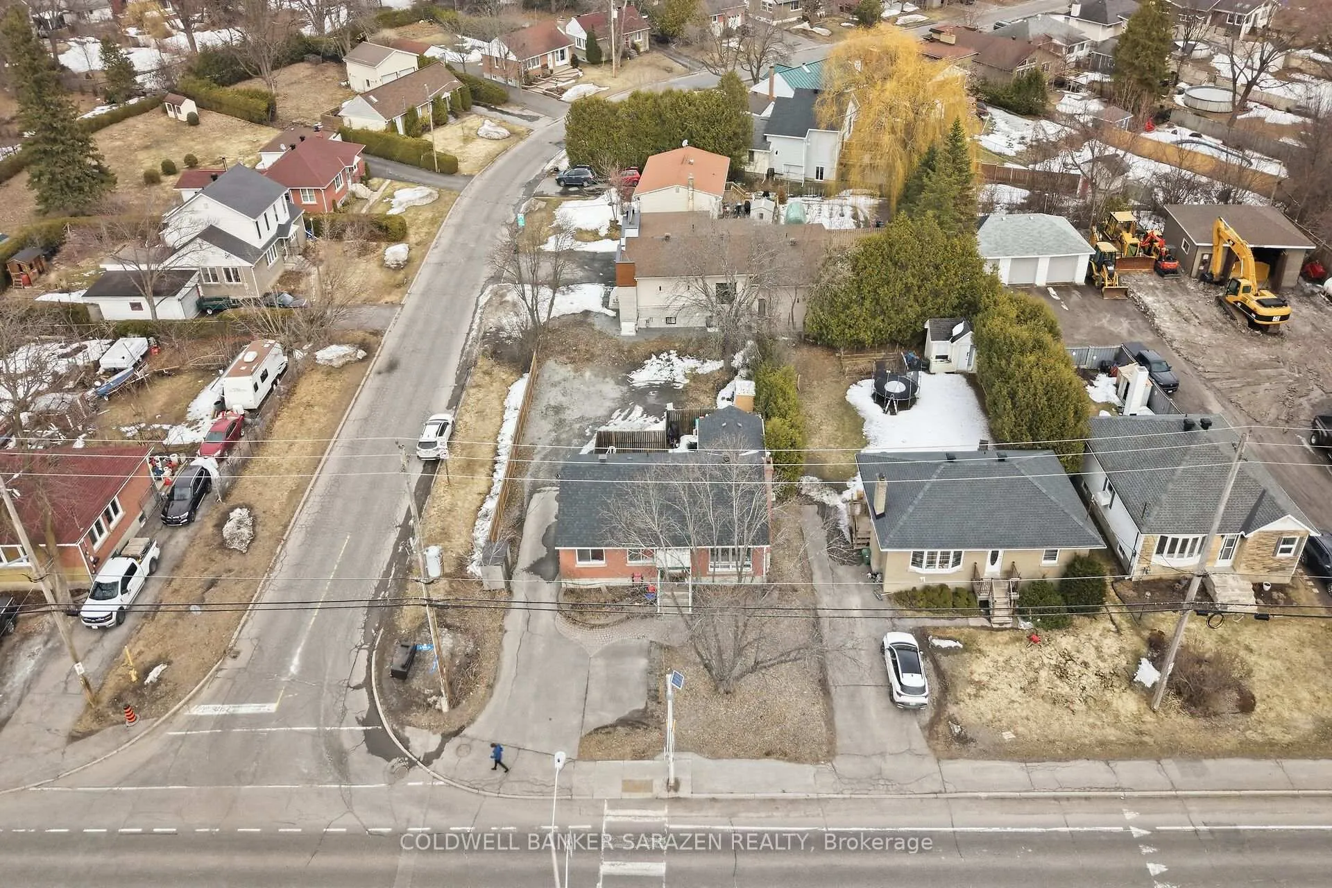 Photo 38 of 911 Blair Road, Ottawa, Cardinal Heights — HOMEH