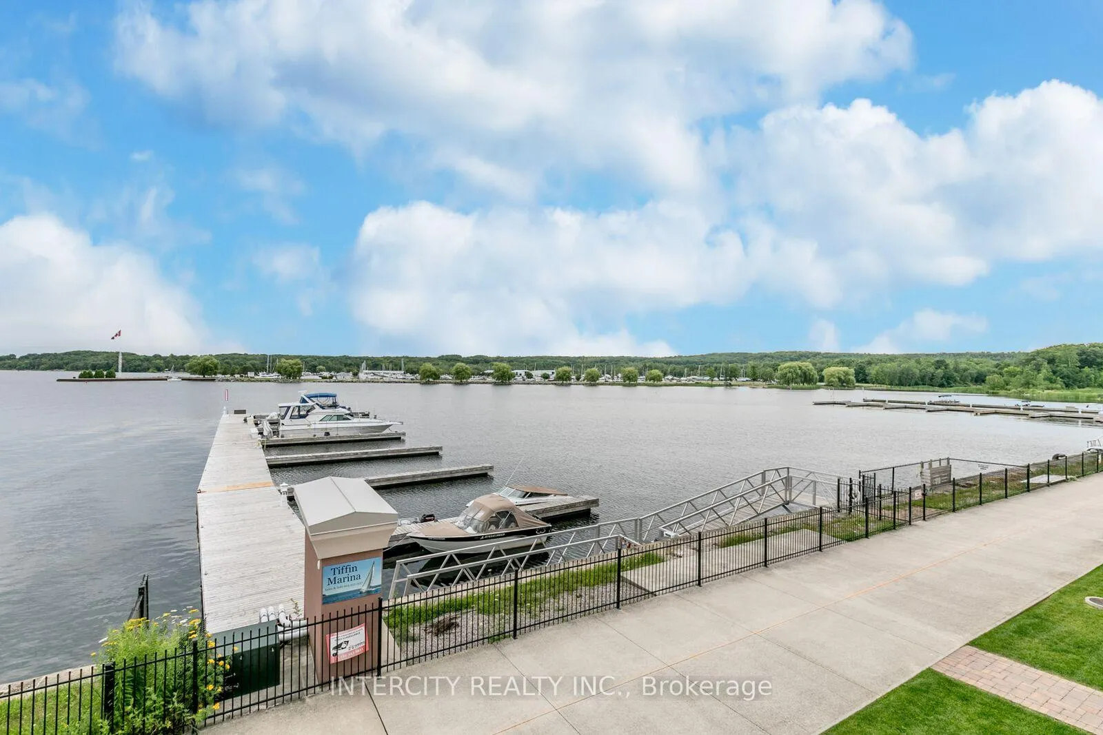 Photo 21 of Unit 807, 699 Aberdeen Boulevard, Midland — HOMEH