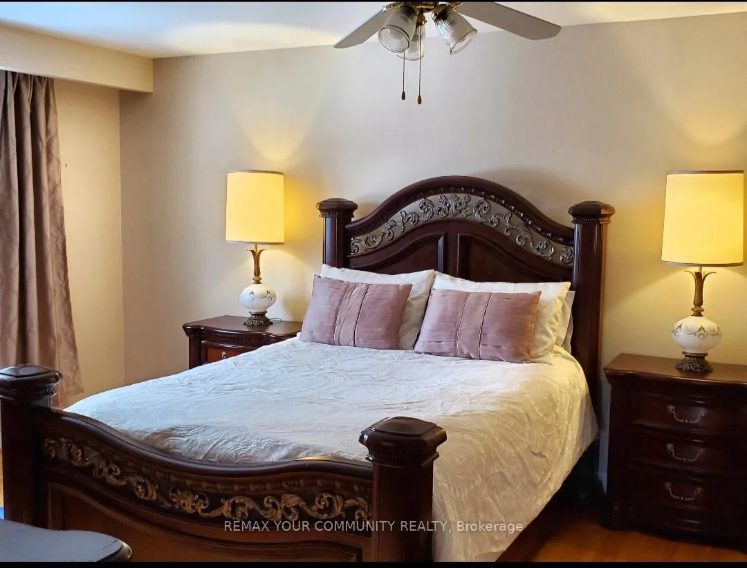 Photo 24 of 85 Royal Orchard Boulevard, Markham, Royal Orchard — HOMEH