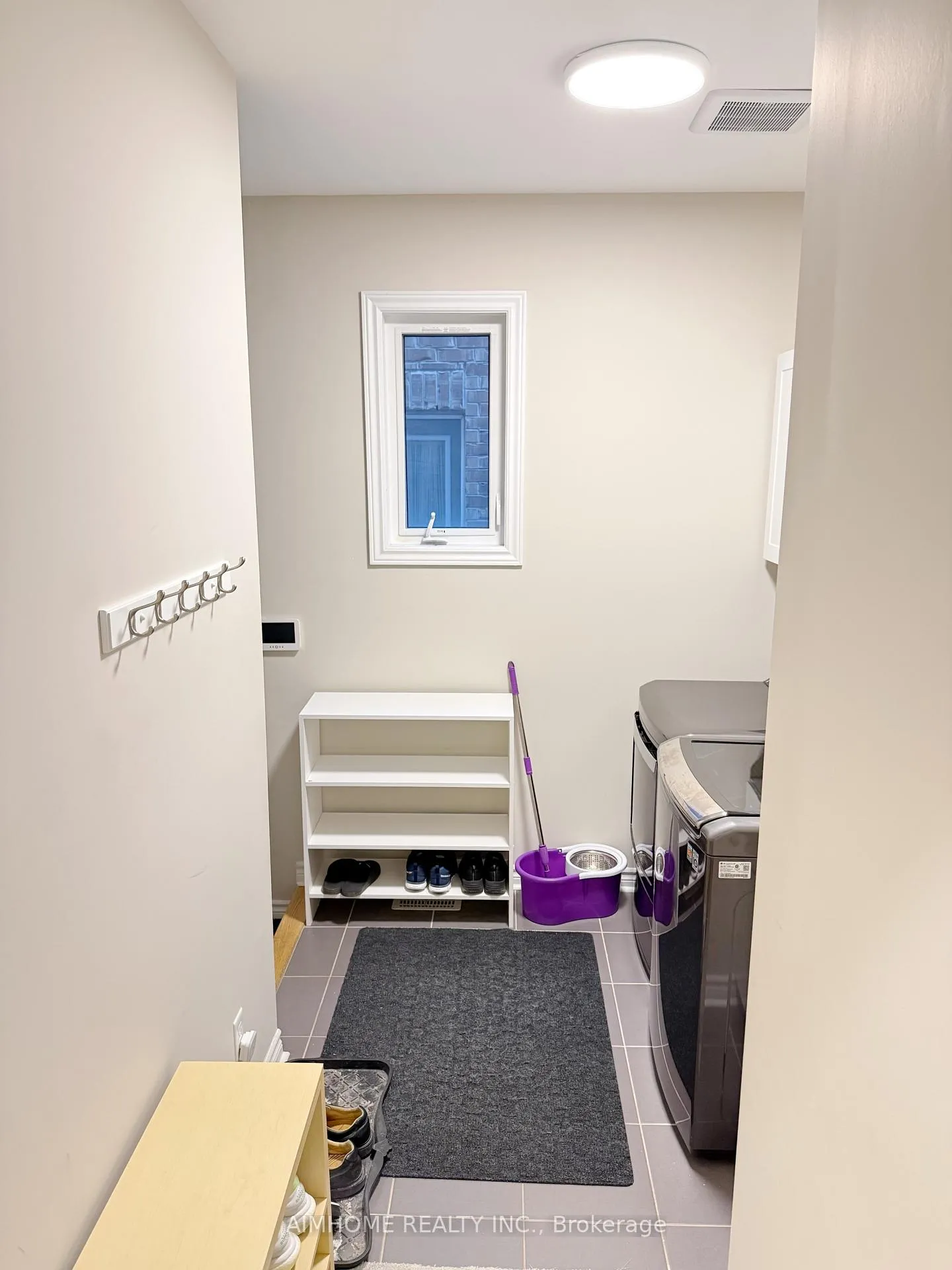 Photo 24 of 1808 Jack Glenn Street, Oshawa, Taunton — HOMEH