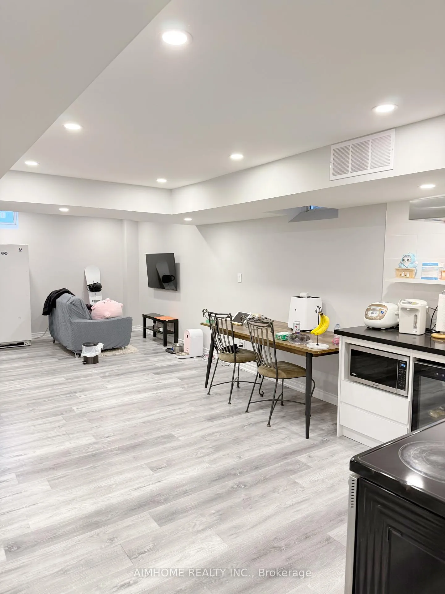 Photo 27 of 1808 Jack Glenn Street, Oshawa, Taunton — HOMEH