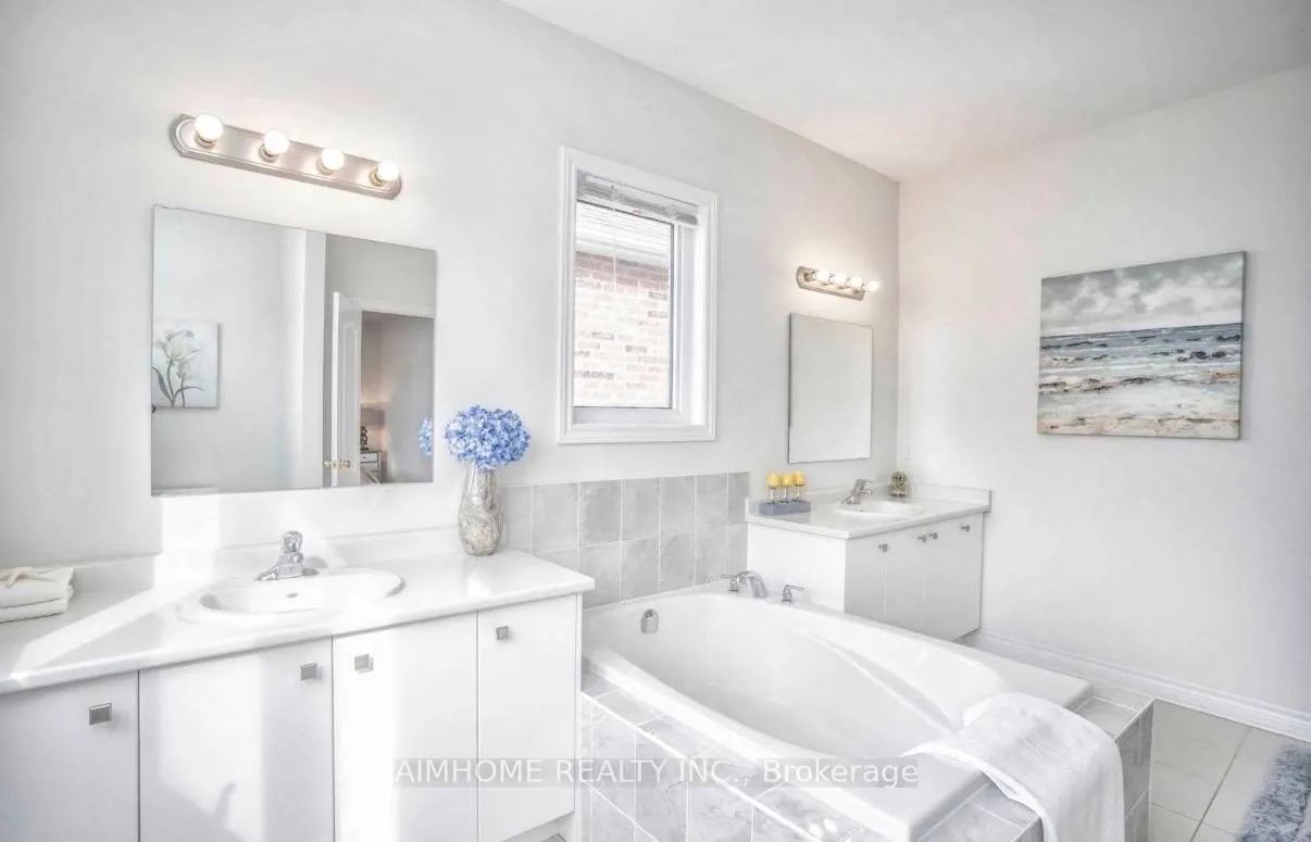 Photo 38 of 1808 Jack Glenn Street, Oshawa, Taunton — HOMEH