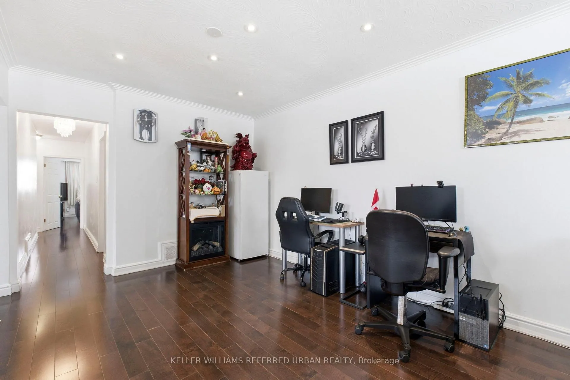 Photo 7 of 36 Hucknall Road, North York, York University Heights — HOMEH