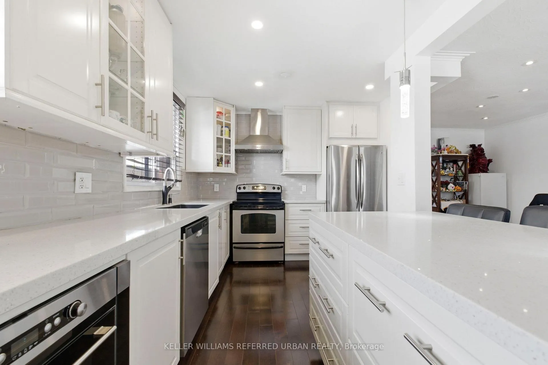 Photo 12 of 36 Hucknall Road, North York, York University Heights — HOMEH