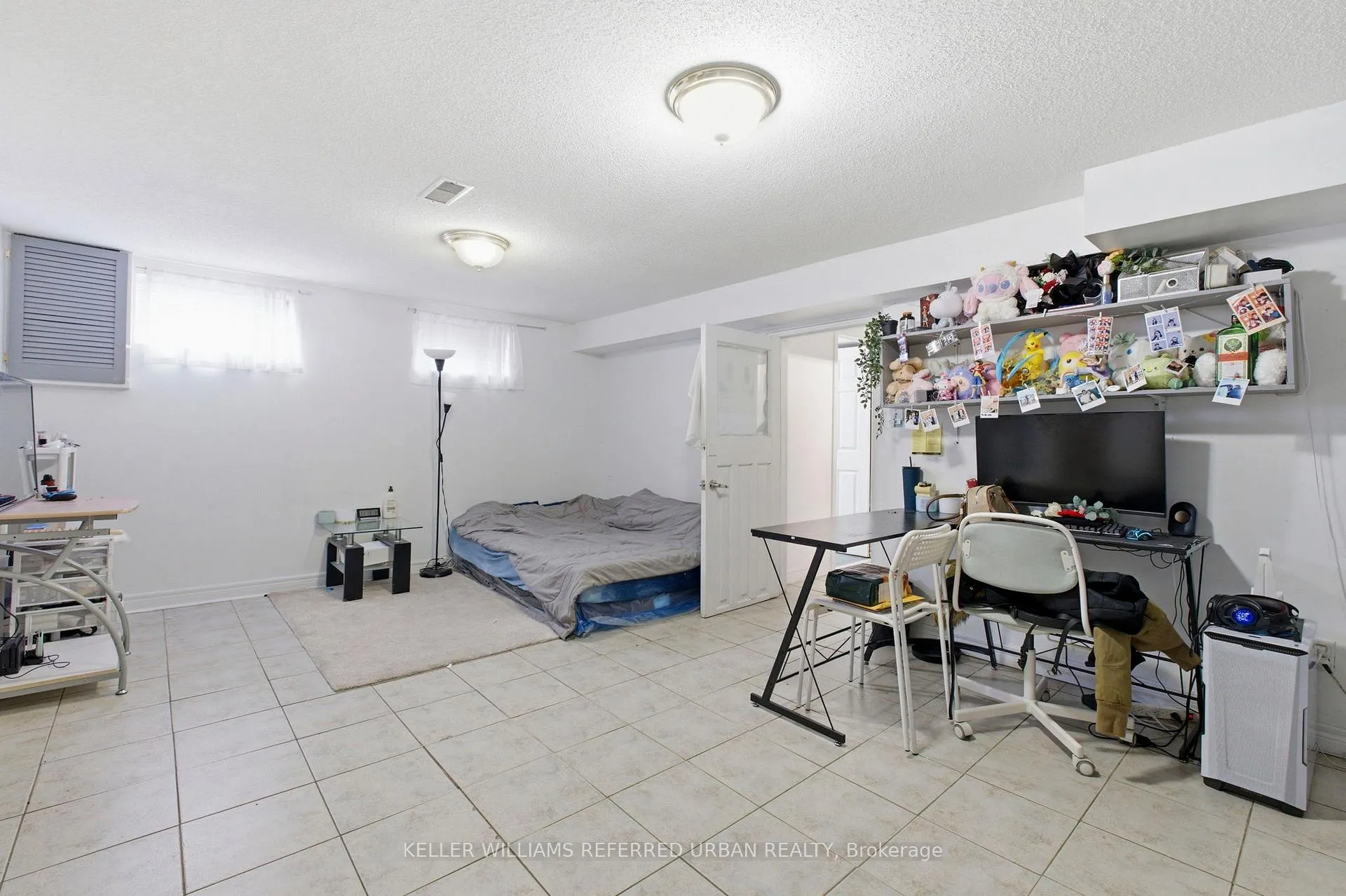 Photo 32 of 36 Hucknall Road, North York, York University Heights — HOMEH