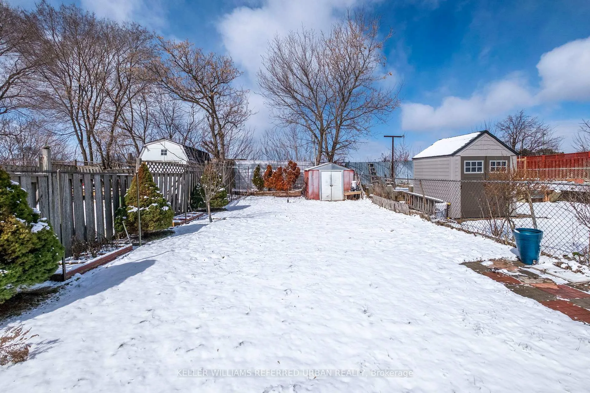Photo 37 of 36 Hucknall Road, North York, York University Heights — HOMEH