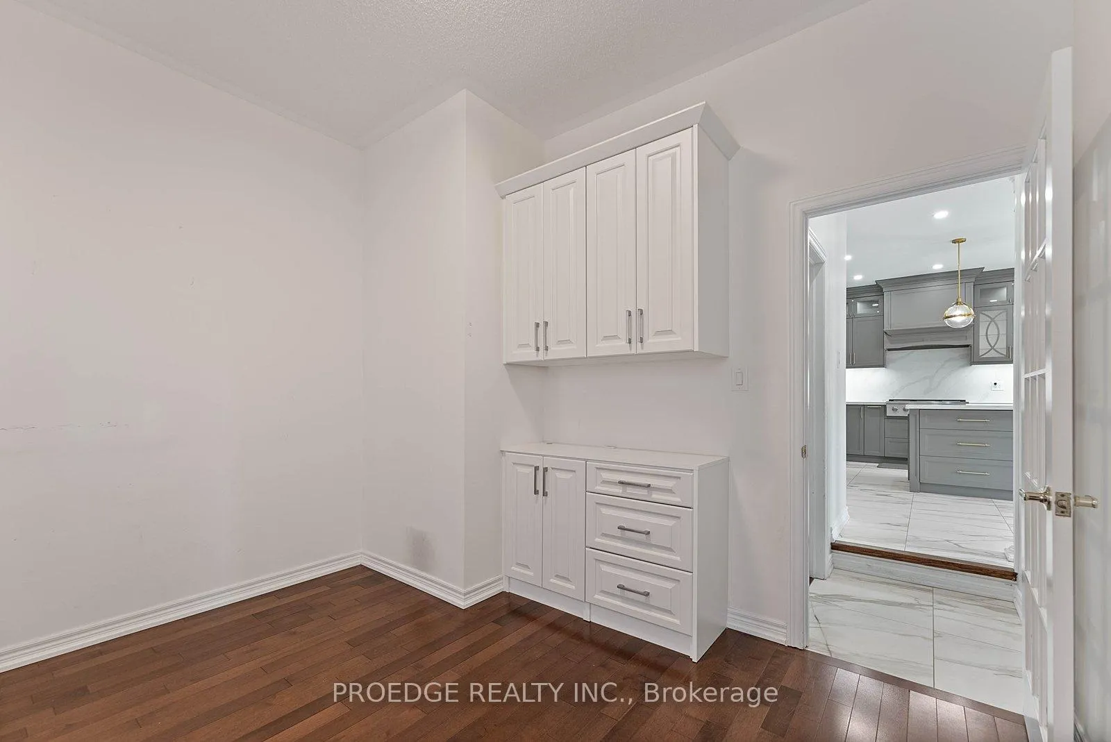Photo 7 of 76 Bernbridge Road, Markham, Cedar Grove — HOMEH