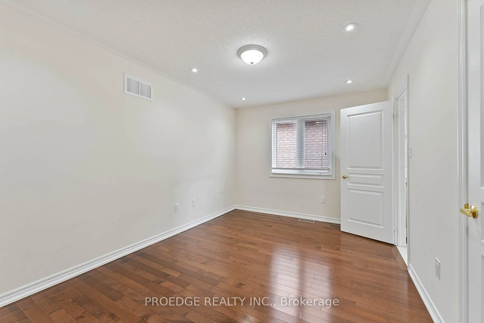Photo 35 of 76 Bernbridge Road, Markham, Cedar Grove — HOMEH