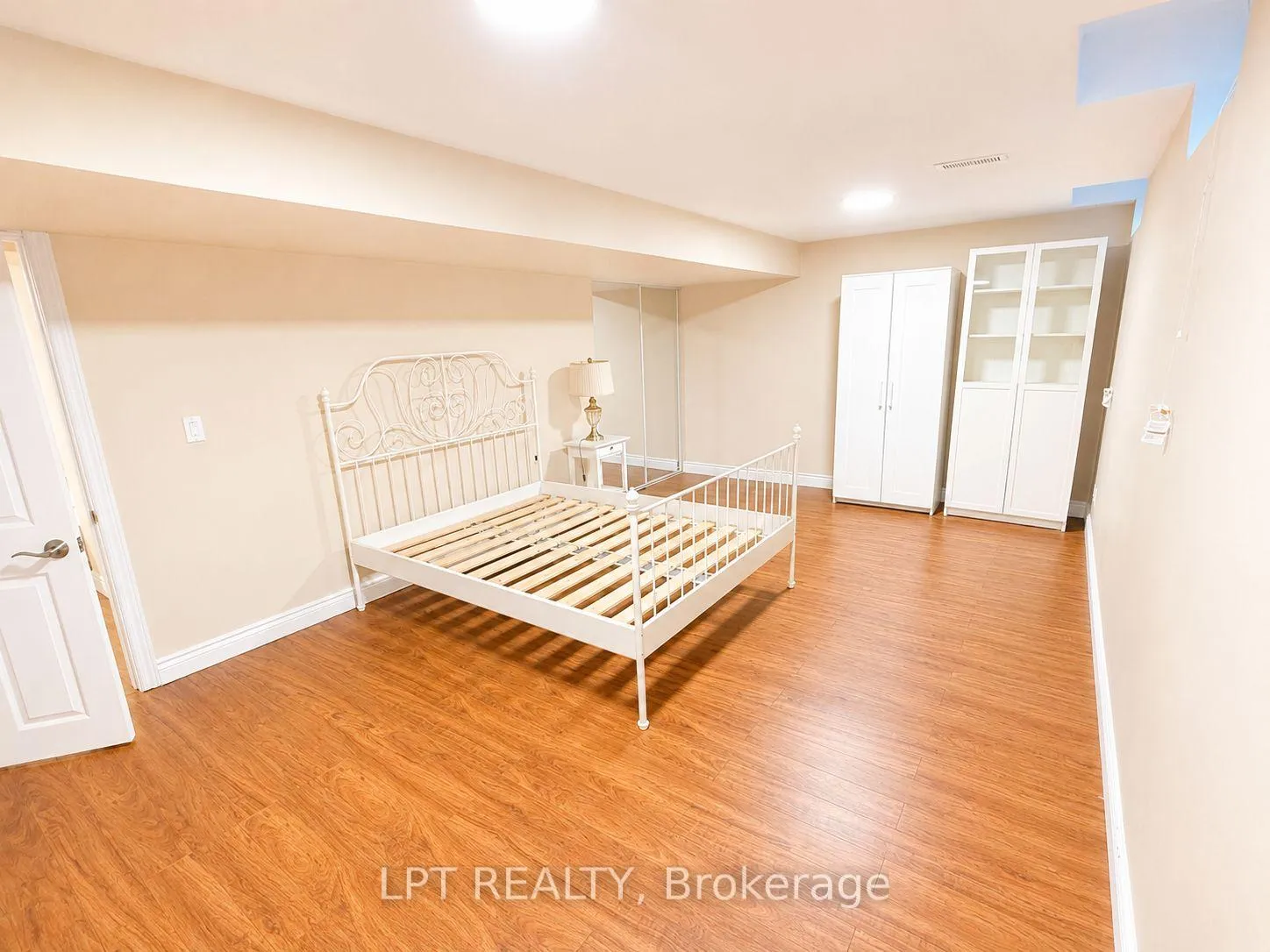 Photo 1 of Unit Basement, 14 Hazelton Avenue, Markham, Victoria Manor-Jennings Gate — HOMEH