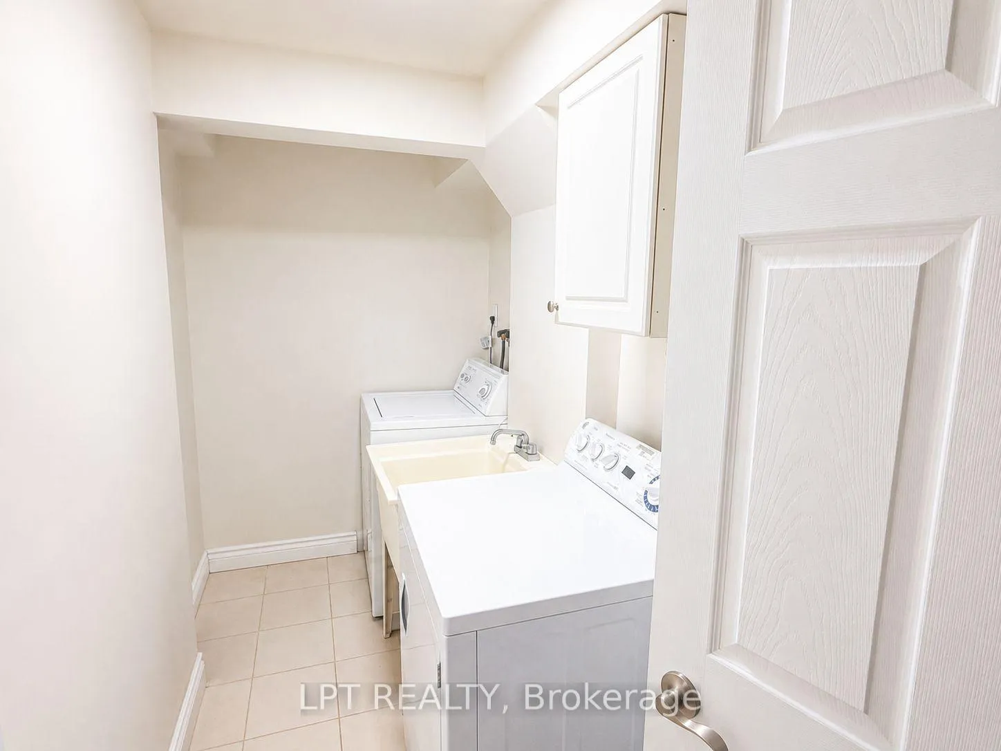 Photo 9 of Unit Basement, 14 Hazelton Avenue, Markham, Victoria Manor-Jennings Gate — HOMEH