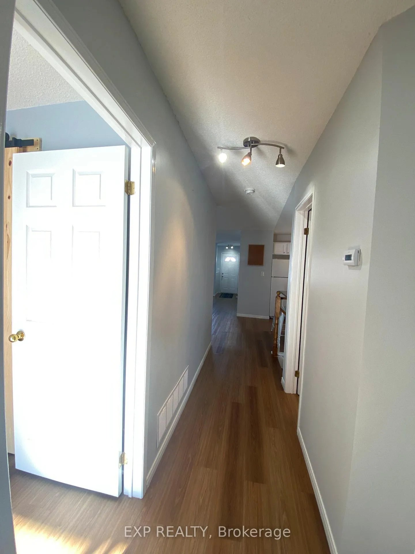 Photo 11 of 55 Athabaska Road, Barrie, Holly — HOMEH