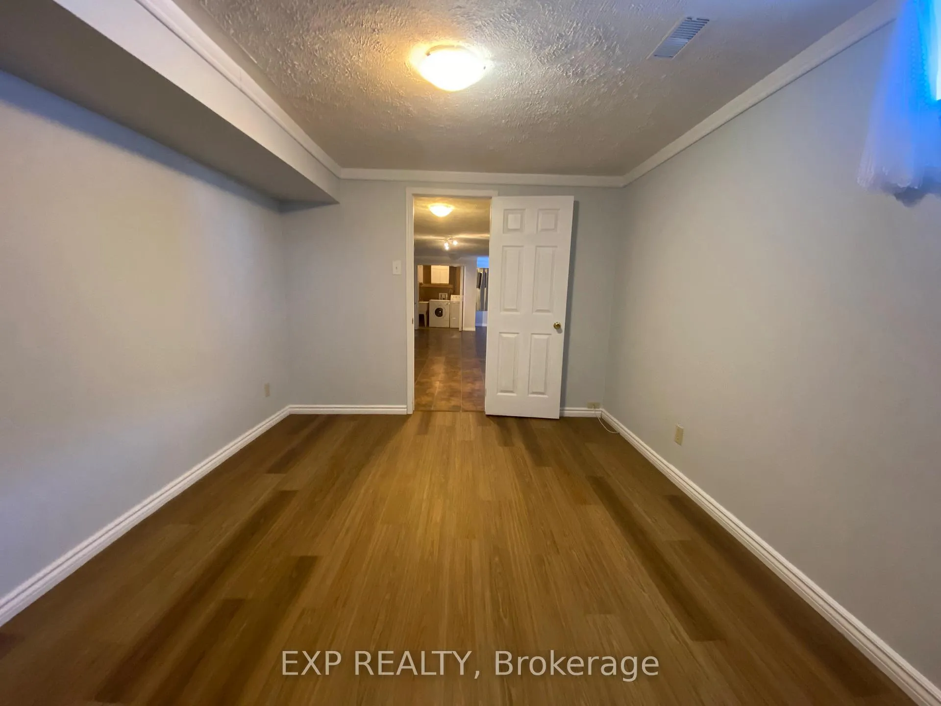 Photo 28 of 55 Athabaska Road, Barrie, Holly — HOMEH