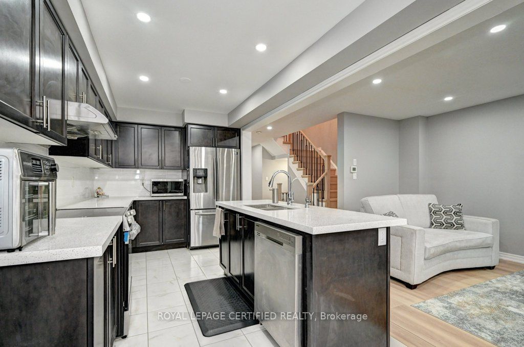 Photo 17 of Unit #26, 570 Linden Drive, Cambridge — HOMEH