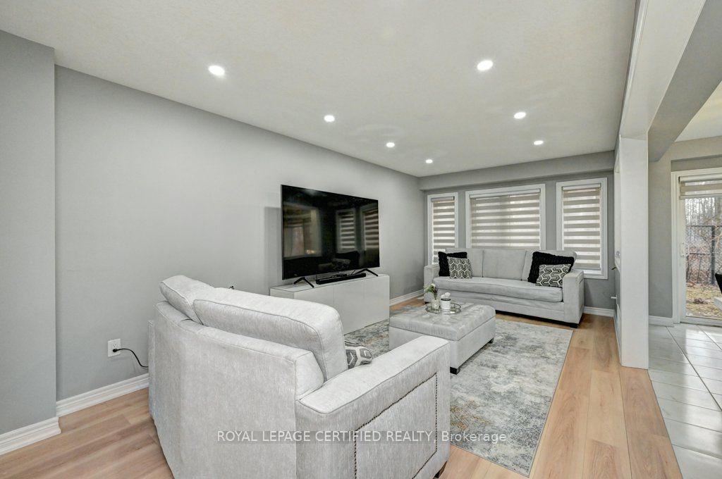 Photo 12 of Unit #26, 570 Linden Drive, Cambridge — HOMEH