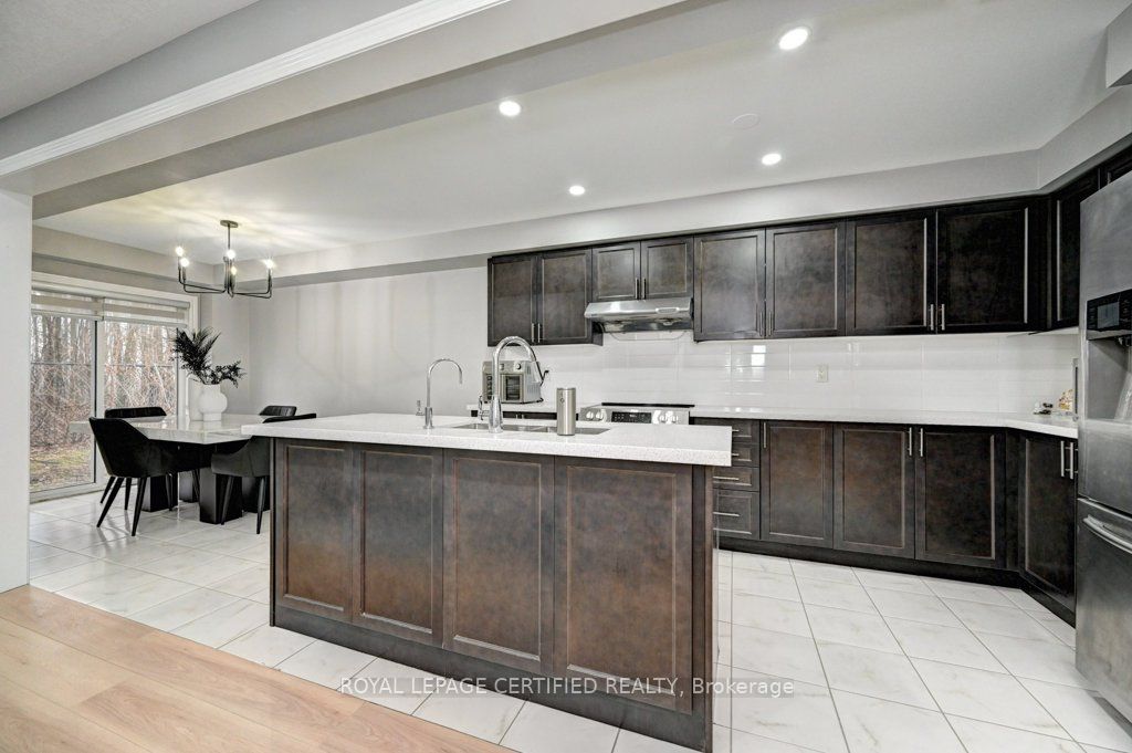 Photo 18 of Unit #26, 570 Linden Drive, Cambridge — HOMEH