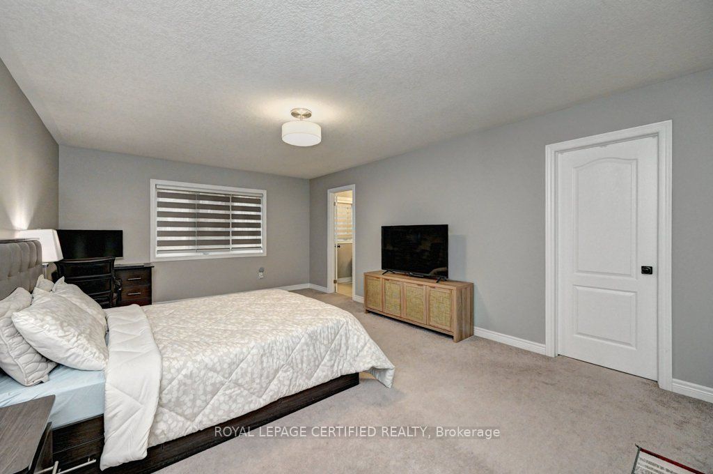 Photo 30 of Unit #26, 570 Linden Drive, Cambridge — HOMEH