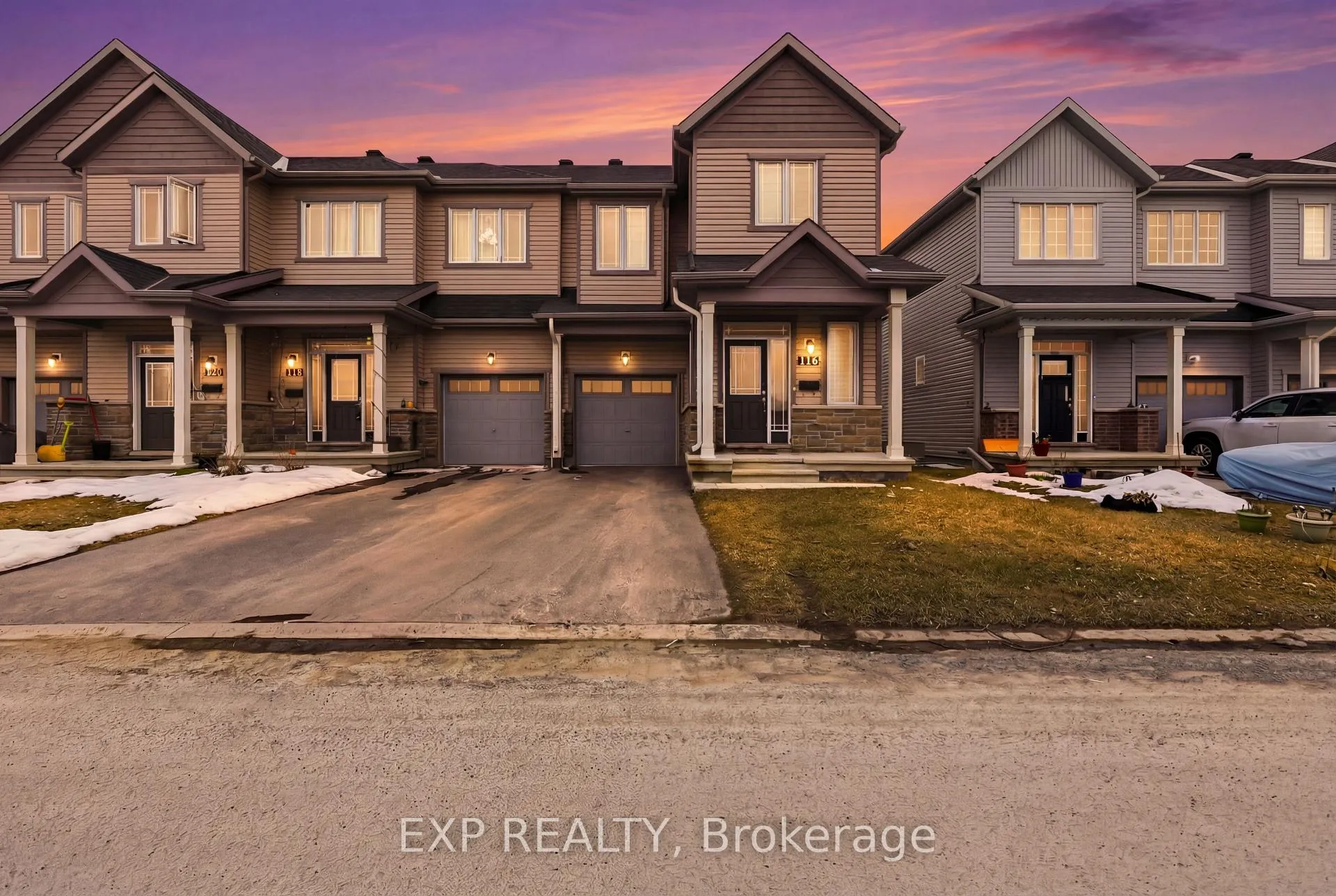 Photo 2 of 116 Main Halyard Lane, Ottawa, Barrhaven - Half Moon Bay — HOMEH