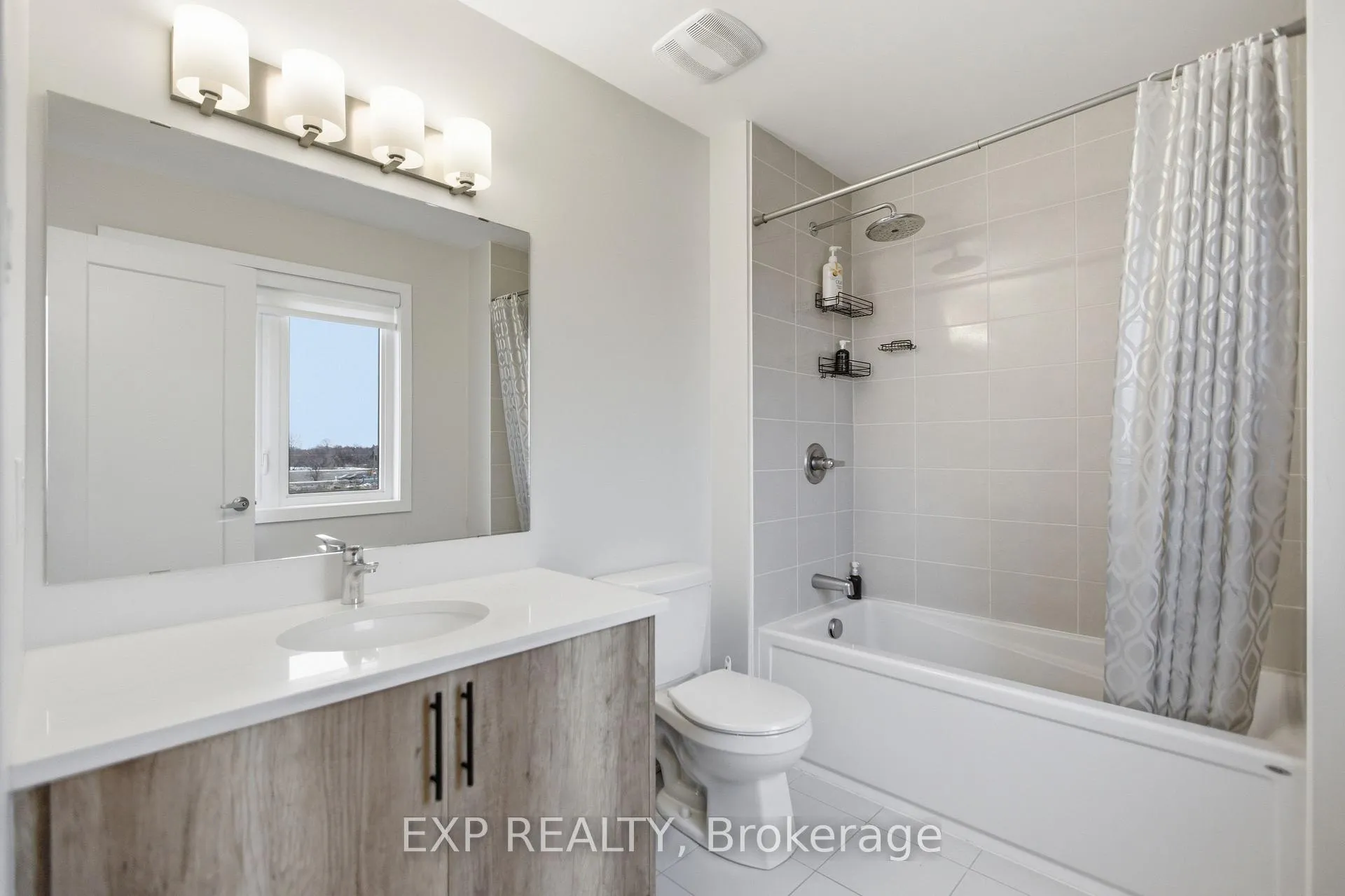 Photo 18 of 116 Main Halyard Lane, Ottawa, Barrhaven - Half Moon Bay — HOMEH