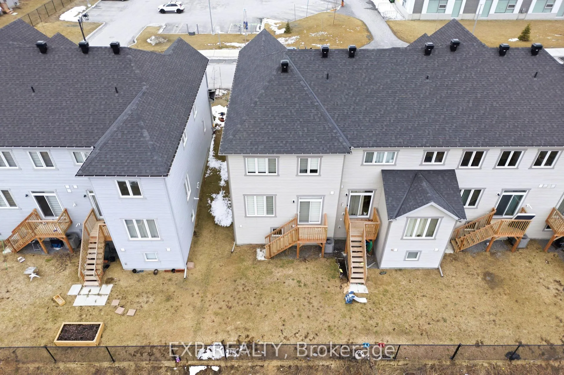 Photo 26 of 116 Main Halyard Lane, Ottawa, Barrhaven - Half Moon Bay — HOMEH
