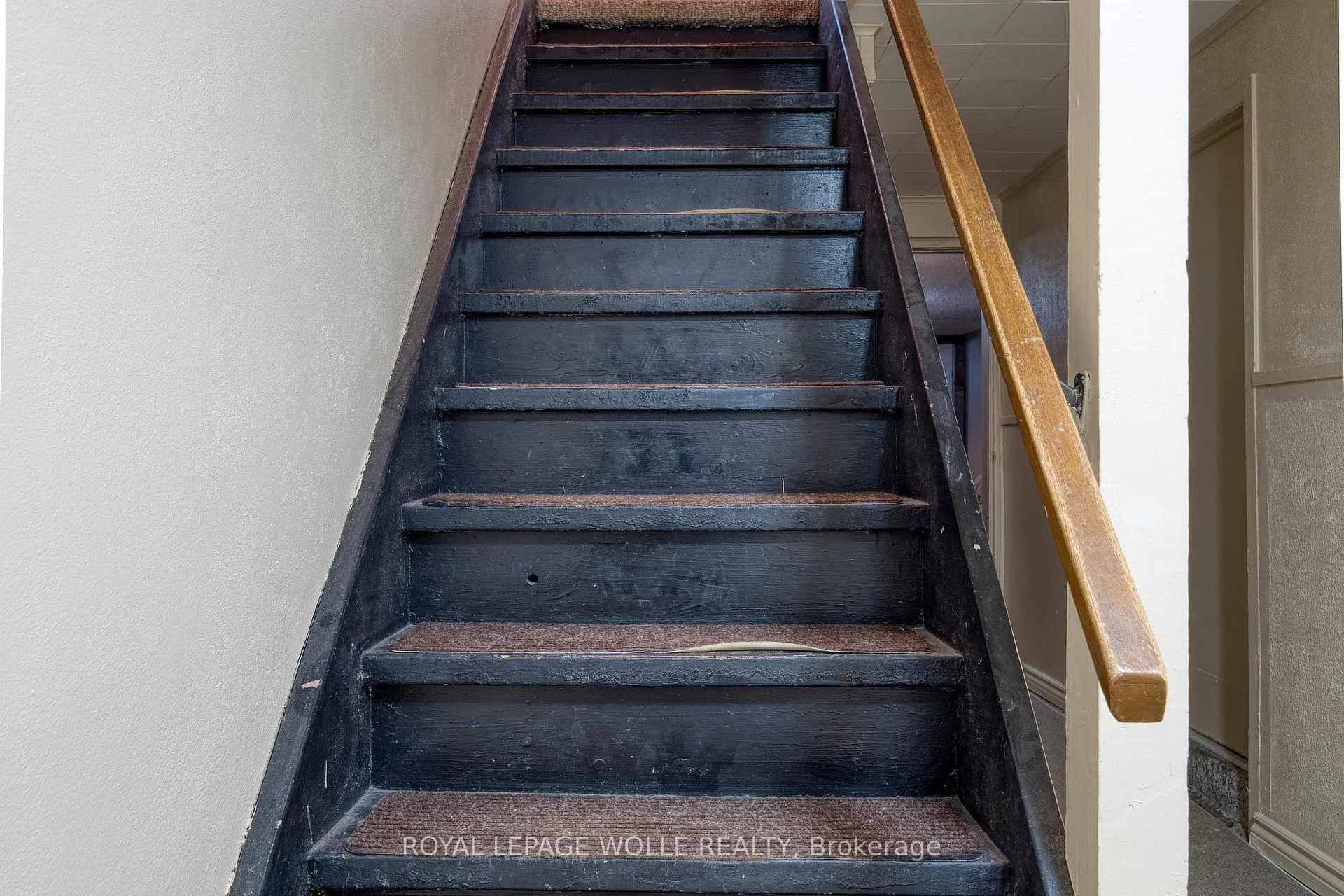 Photo 33 of 44 Breckenridge Drive, Kitchener — HOMEH