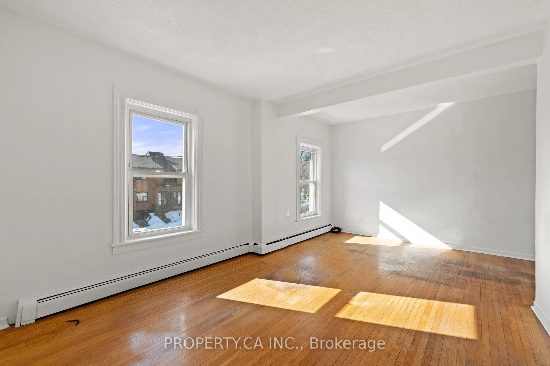 Photo 4 of Unit Upper, 120 Stephenson Avenue, Toronto, East End-Danforth — HOMEH