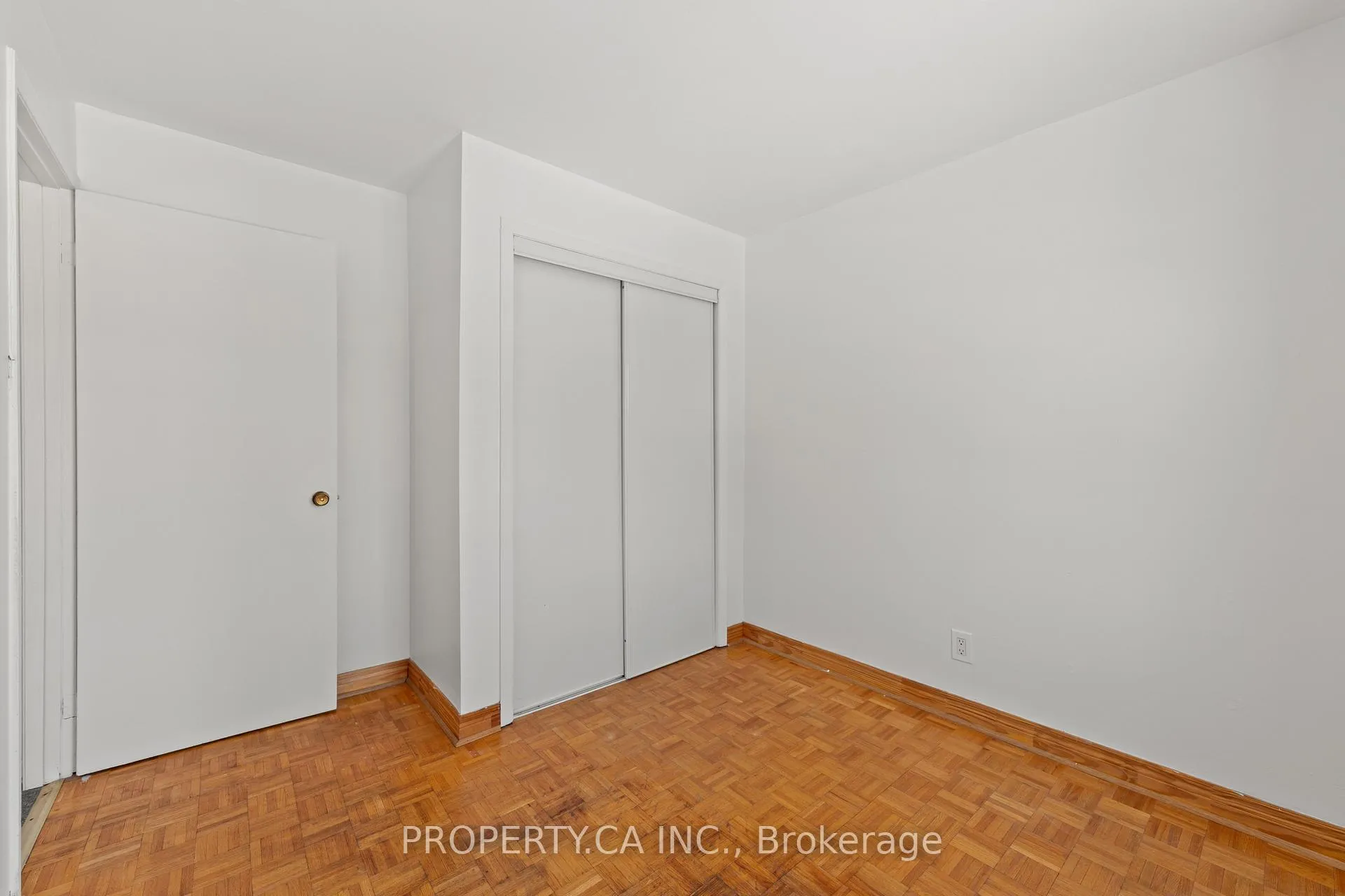 Photo 13 of Unit Upper, 120 Stephenson Avenue, Toronto, East End-Danforth — HOMEH