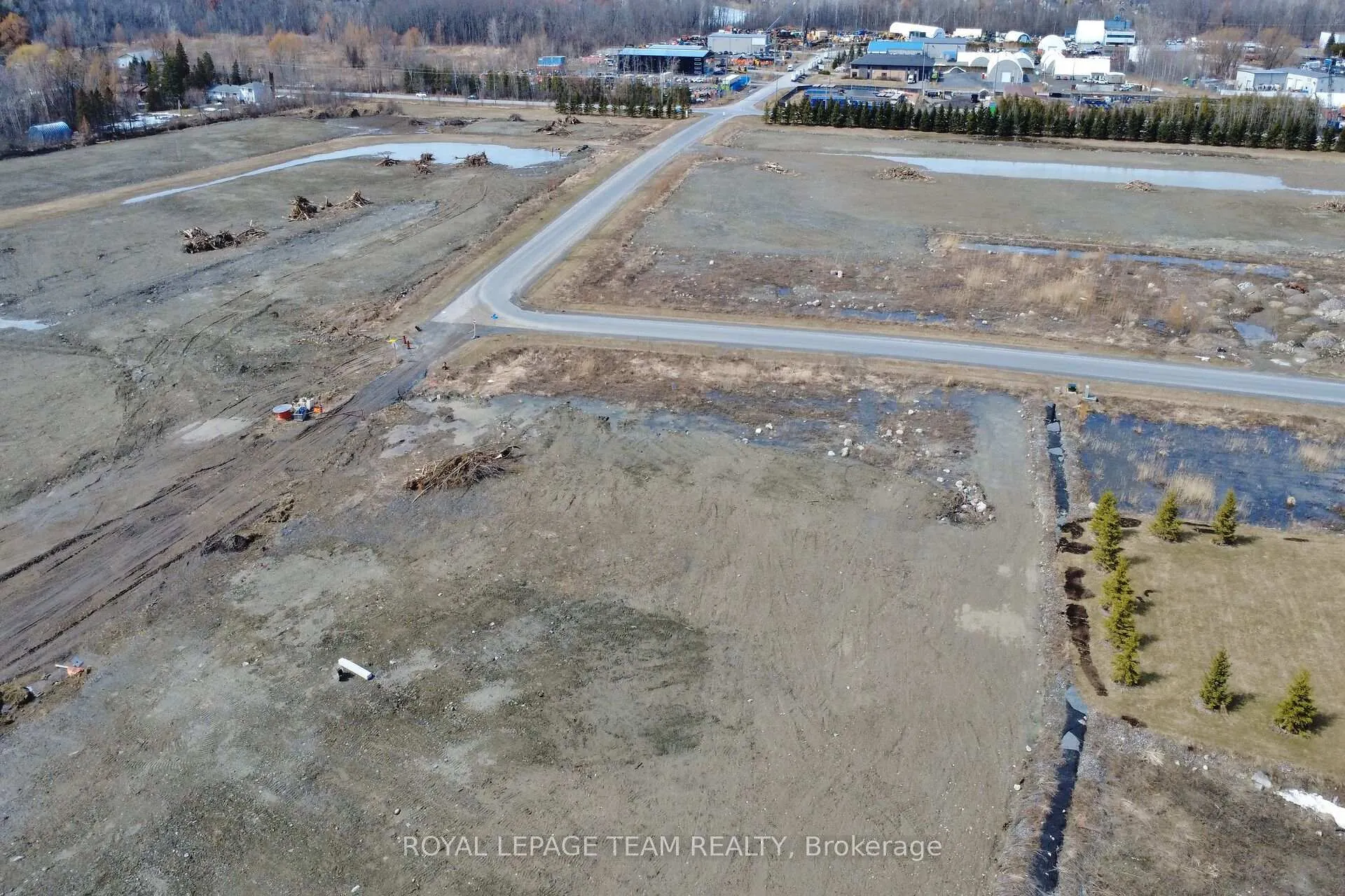 Photo 12 of 6715 Still Meadow Way, Ottawa, Greely — HOMEH