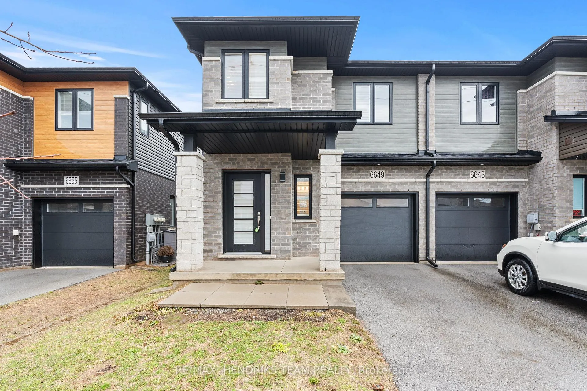 Photo 1 of 6649 Cropp Street, Niagara Falls, Morrison — HOMEH