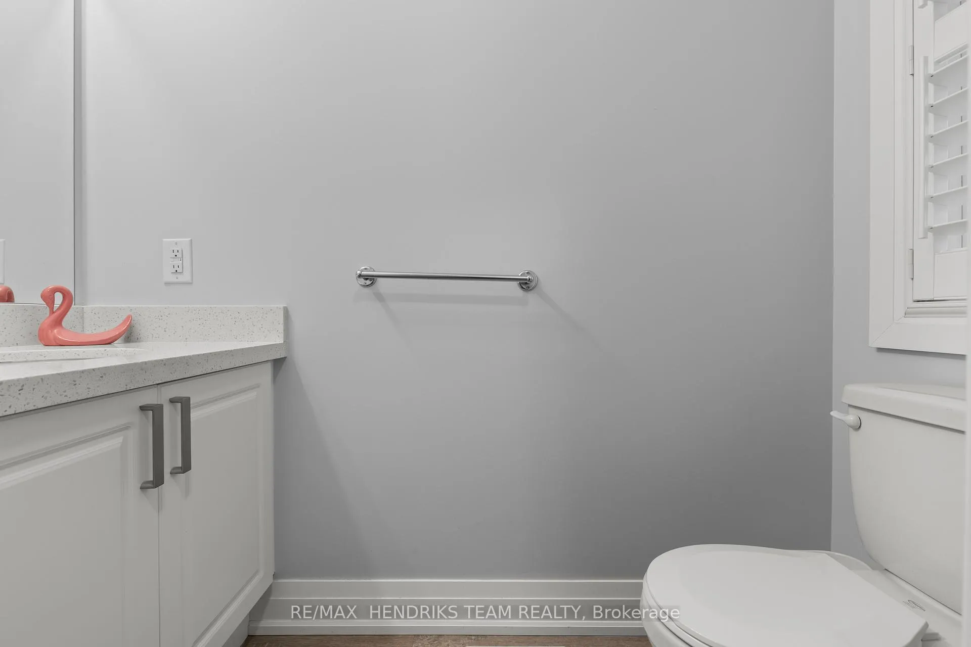 Photo 5 of 6649 Cropp Street, Niagara Falls, Morrison — HOMEH
