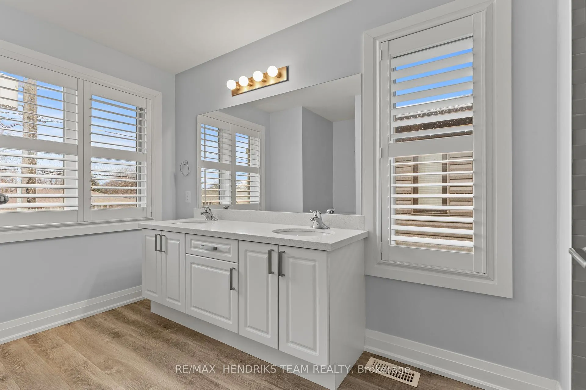 Photo 26 of 6649 Cropp Street, Niagara Falls, Morrison — HOMEH