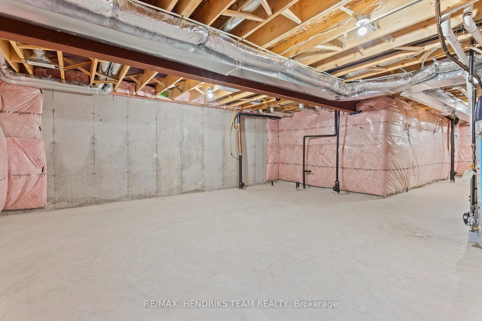 Photo 36 of 6649 Cropp Street, Niagara Falls, Morrison — HOMEH