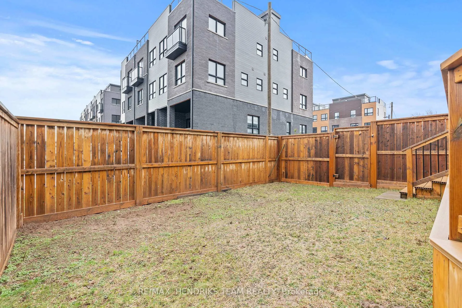 Photo 43 of 6649 Cropp Street, Niagara Falls, Morrison — HOMEH