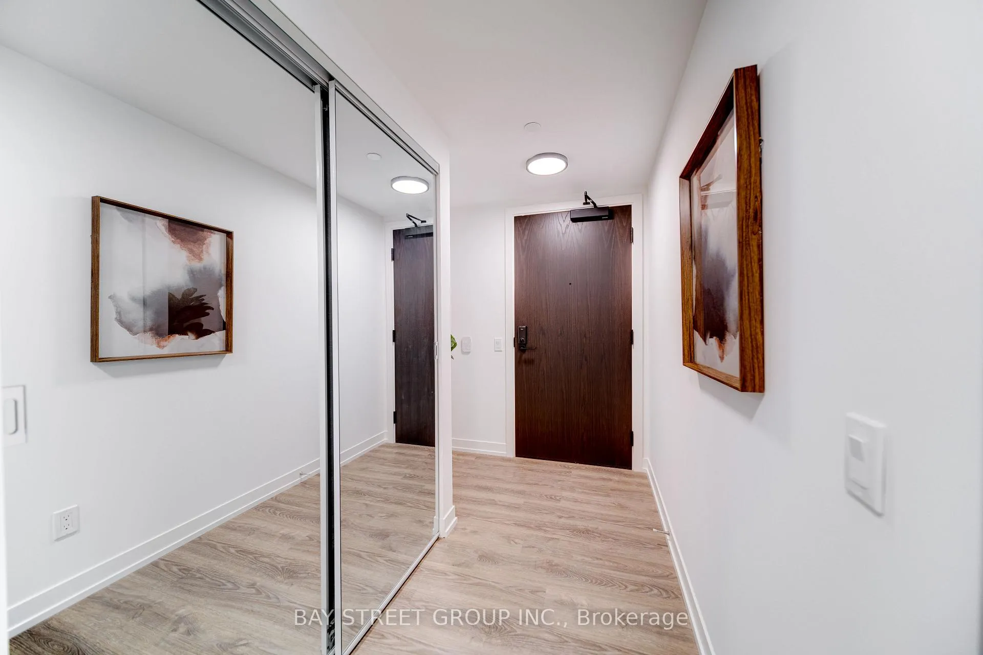 Photo 4 of Unit 1906, 771 Yonge Street, Toronto, Rosedale-Moore Park — HOMEH