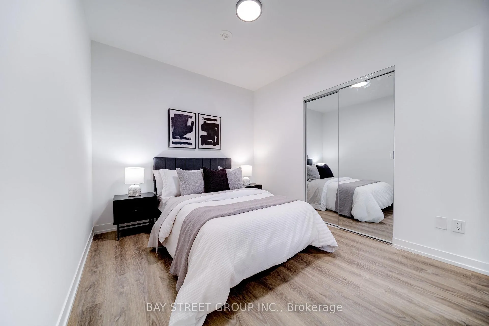 Photo 12 of Unit 1906, 771 Yonge Street, Toronto, Rosedale-Moore Park — HOMEH